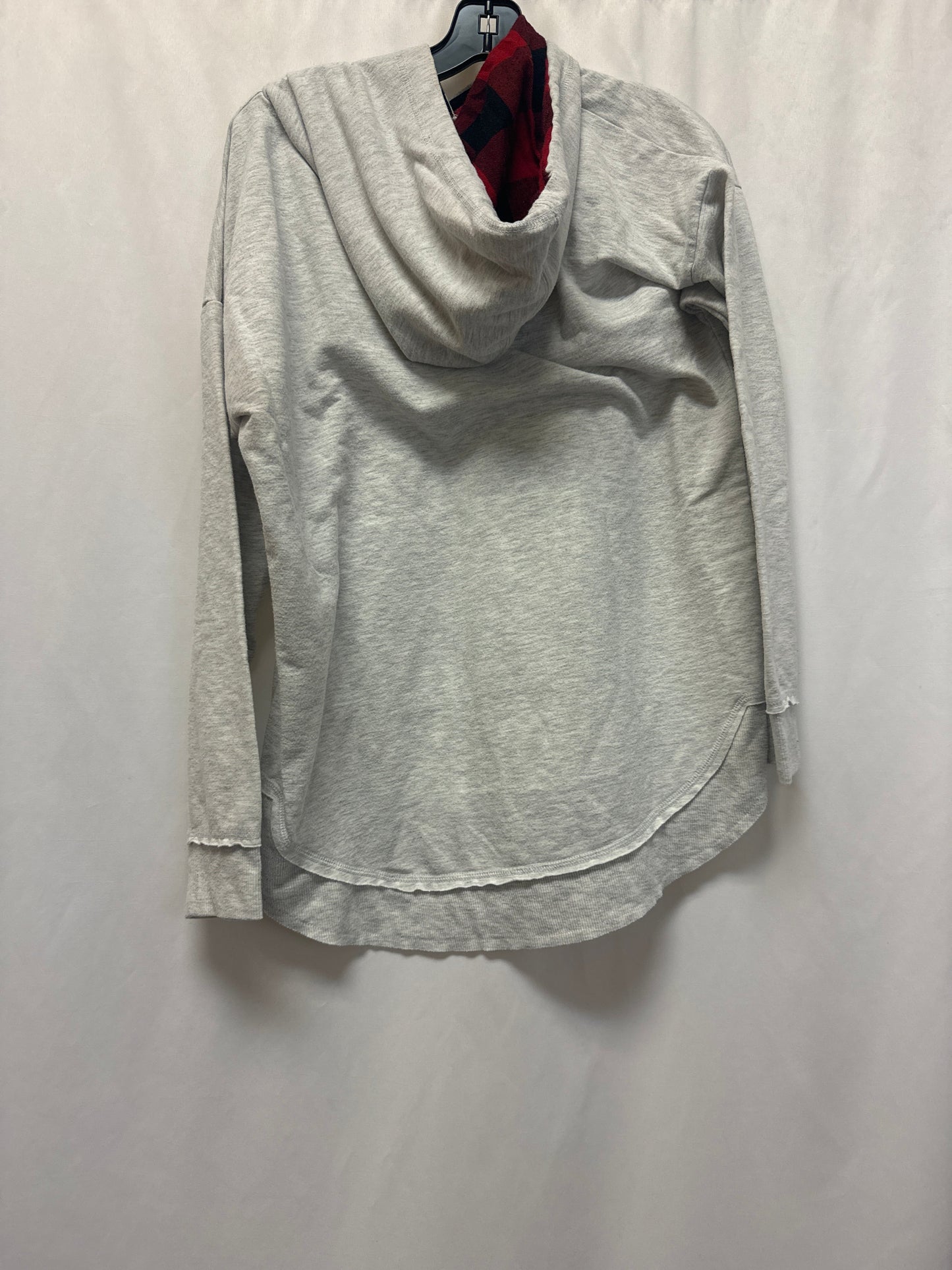 Top Long Sleeve By Maurices In Grey, Size: L