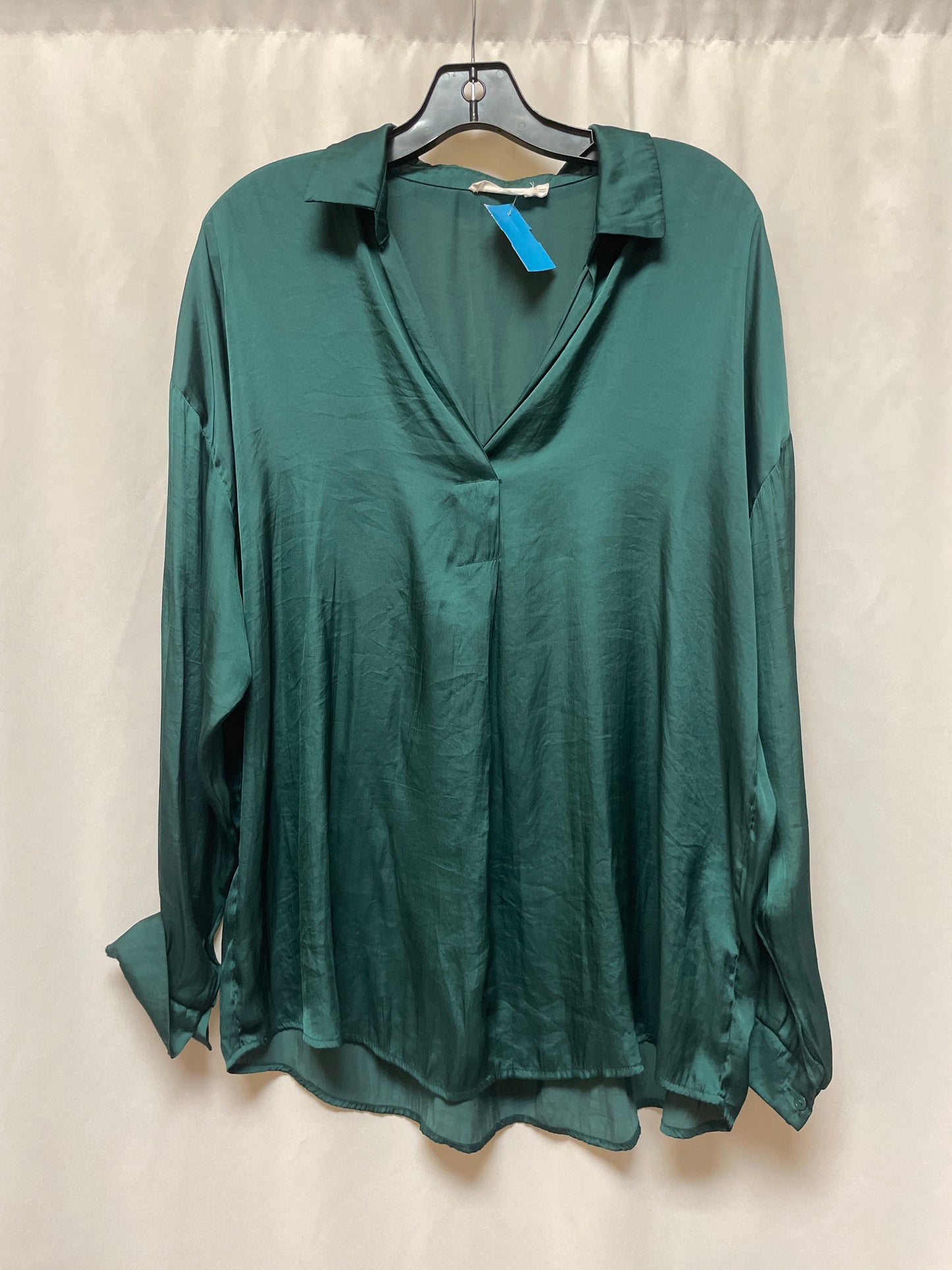 Top Long Sleeve By Lush In Green, Size: Xl