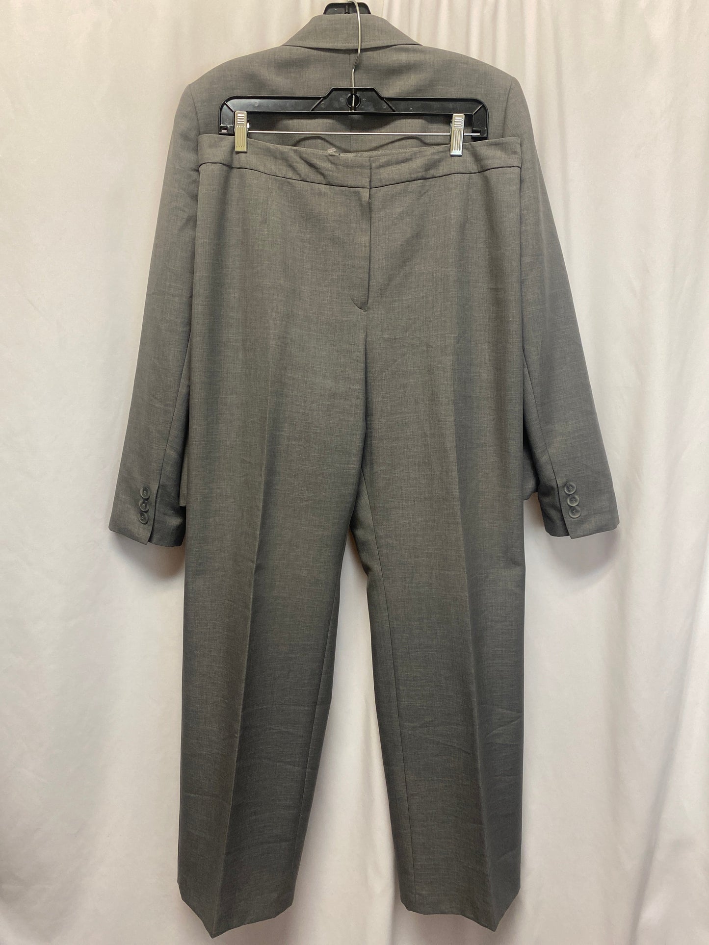 Pants Suit 2pc By Kasper In Grey, Size: L