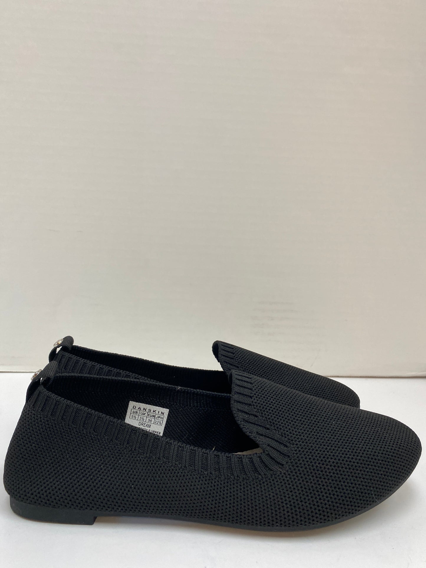 Shoes Flats By Danskin In Black, Size: 5.5