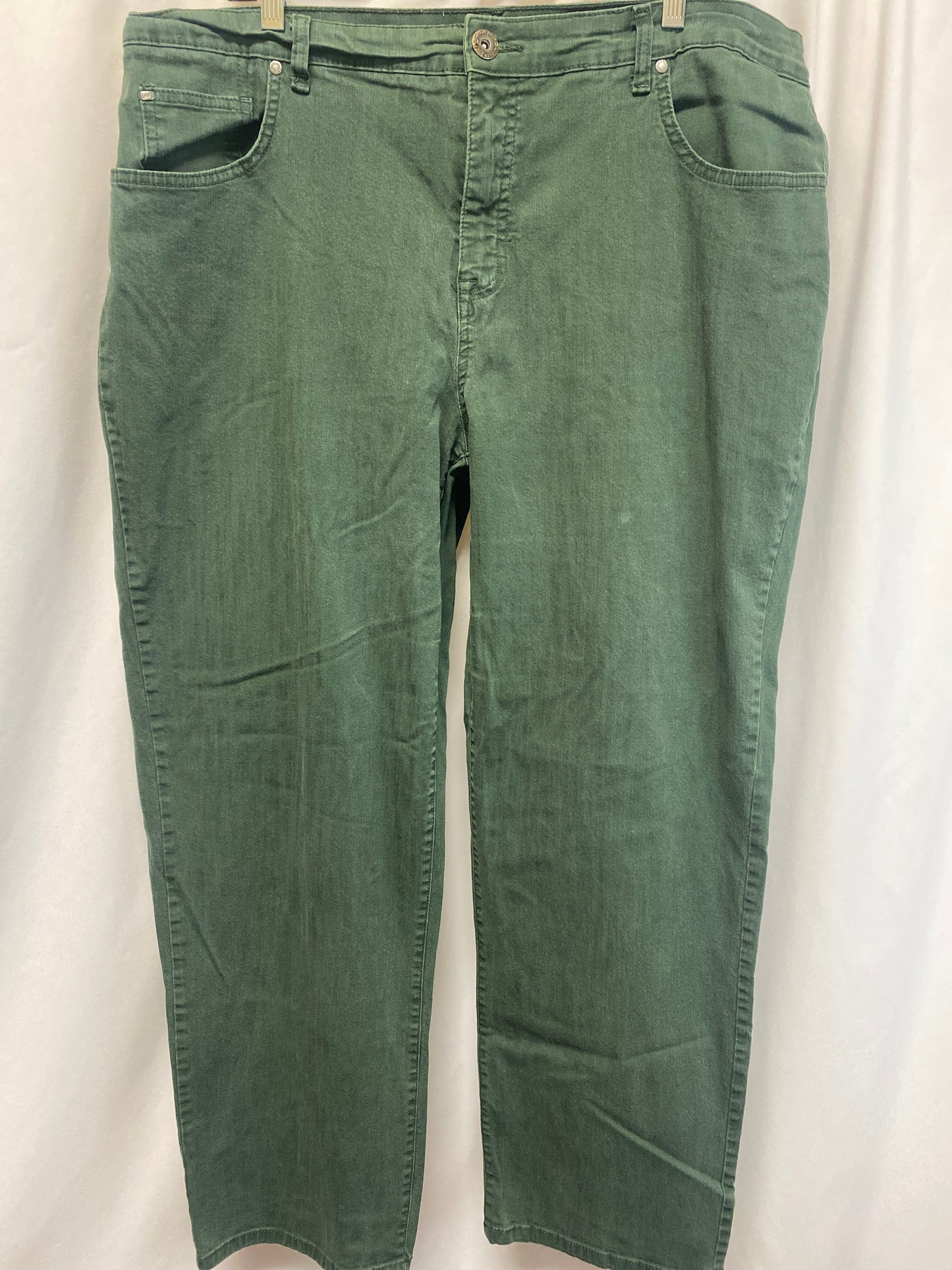 Jeans Straight By Bandolino In Green, Size: 22