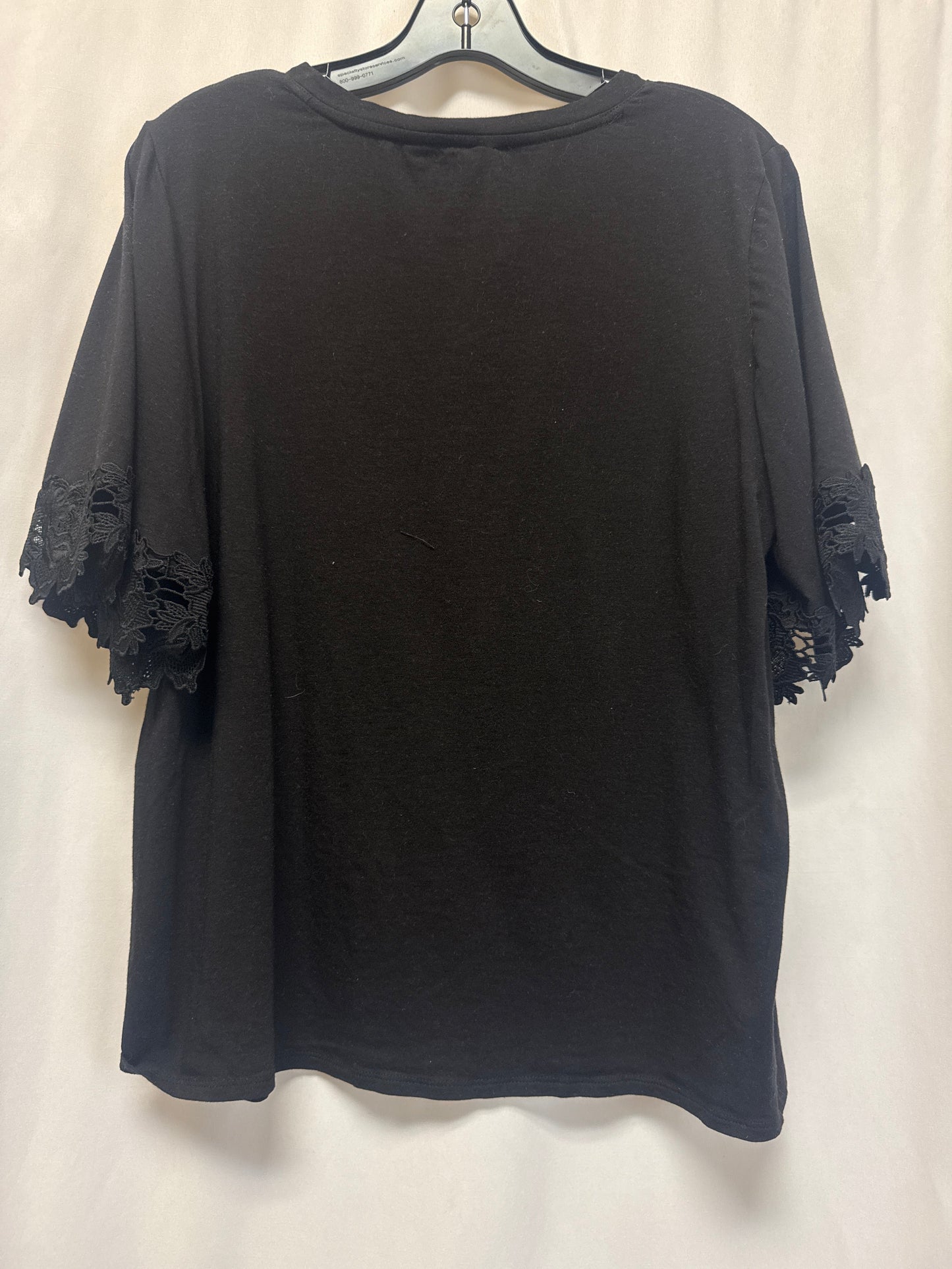 Top Short Sleeve By Clothes Mentor In Black, Size: L