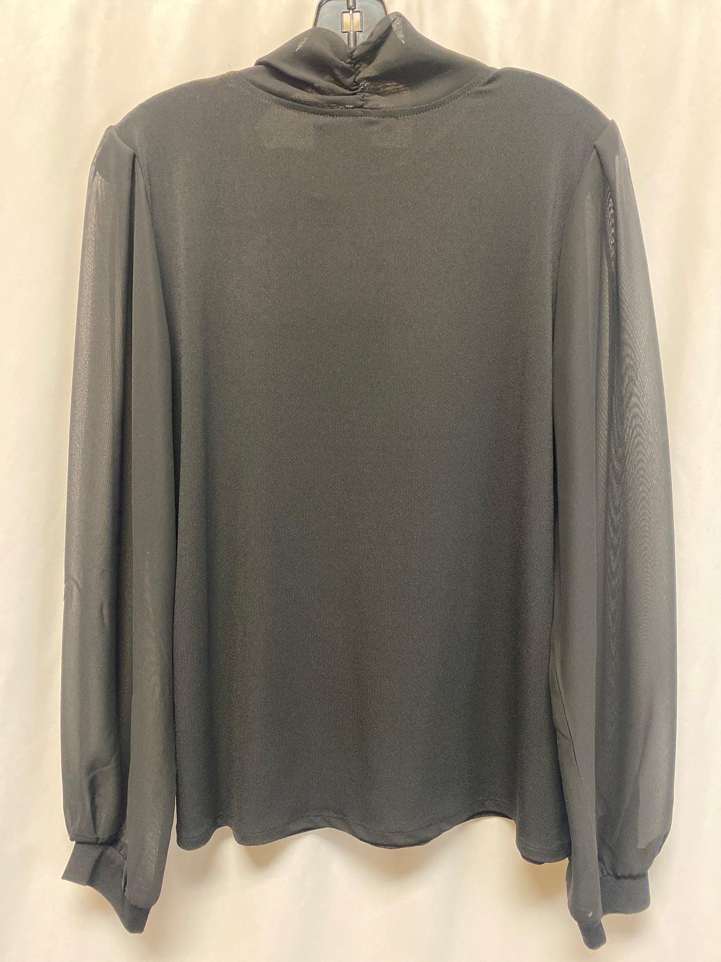 Top Long Sleeve By Cable And Gauge In Black, Size: L