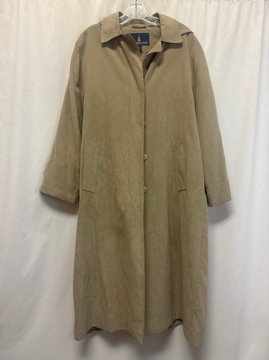 Coat Trench Coat By London Fog In Tan, Size: M