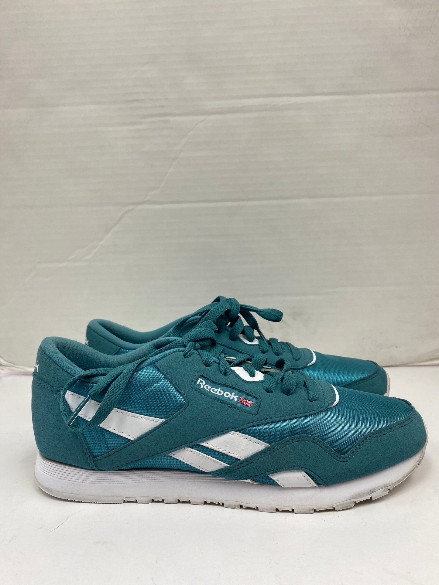 Shoes Athletic By Reebok In Teal, Size: 9