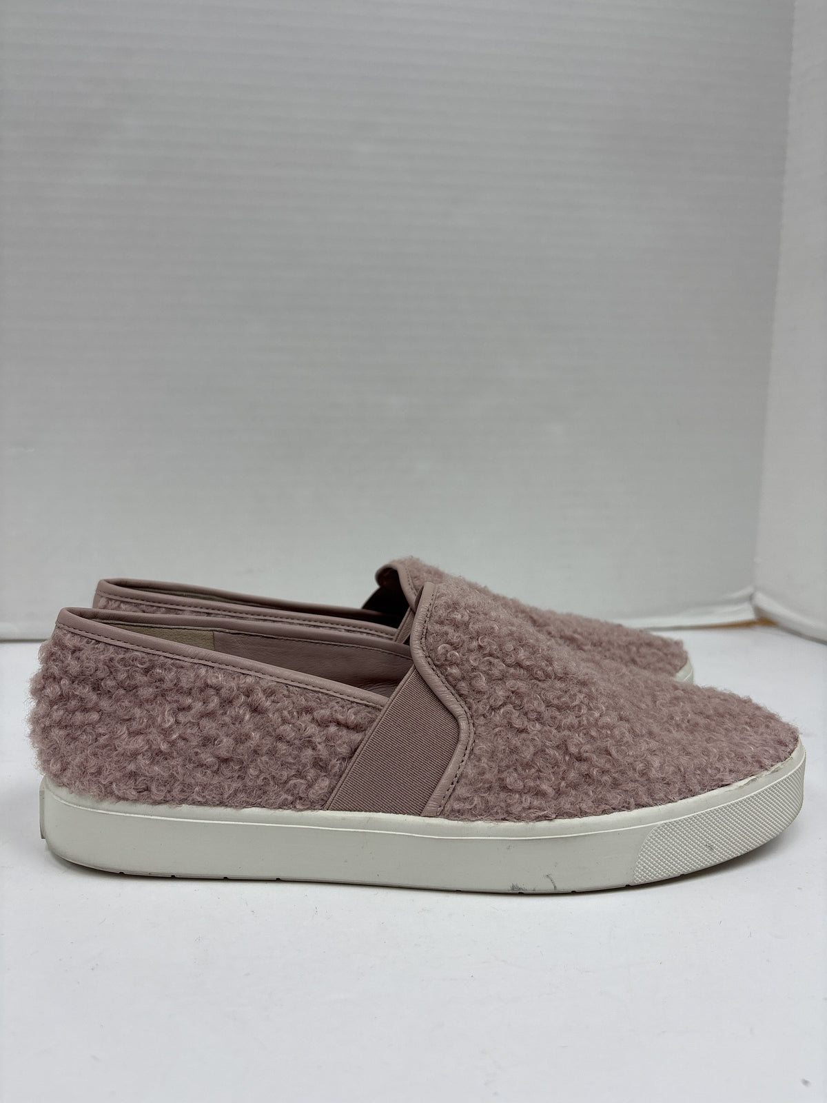 Shoes Flats By Vince  Size: 8