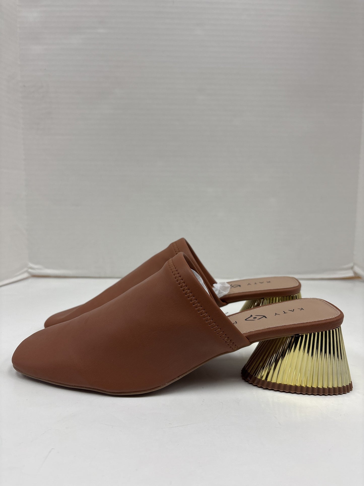 Shoes Heels Block By Clothes Mentor  Size: 9