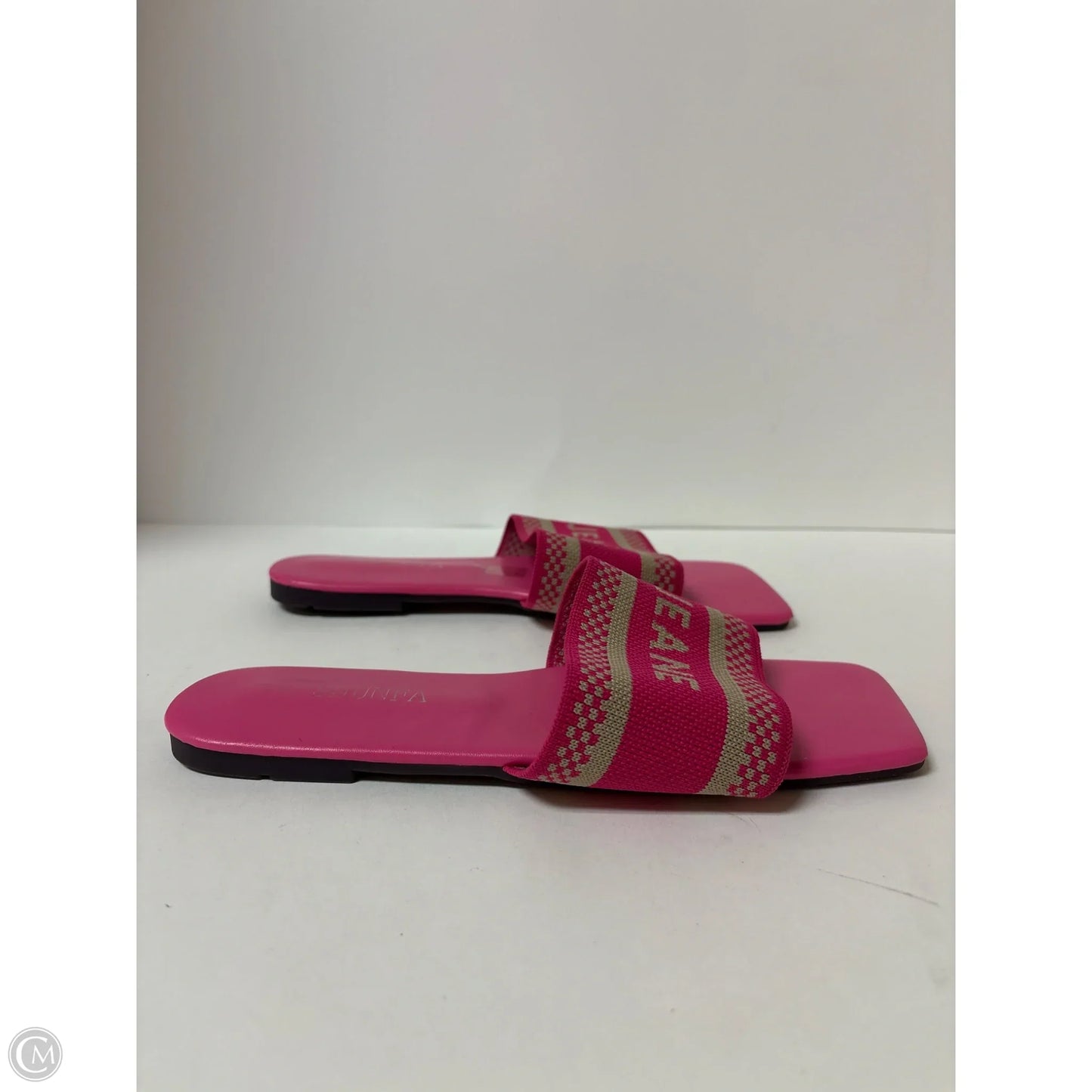Sandals Flats By Clothes Mentor In Pink, Size: 11