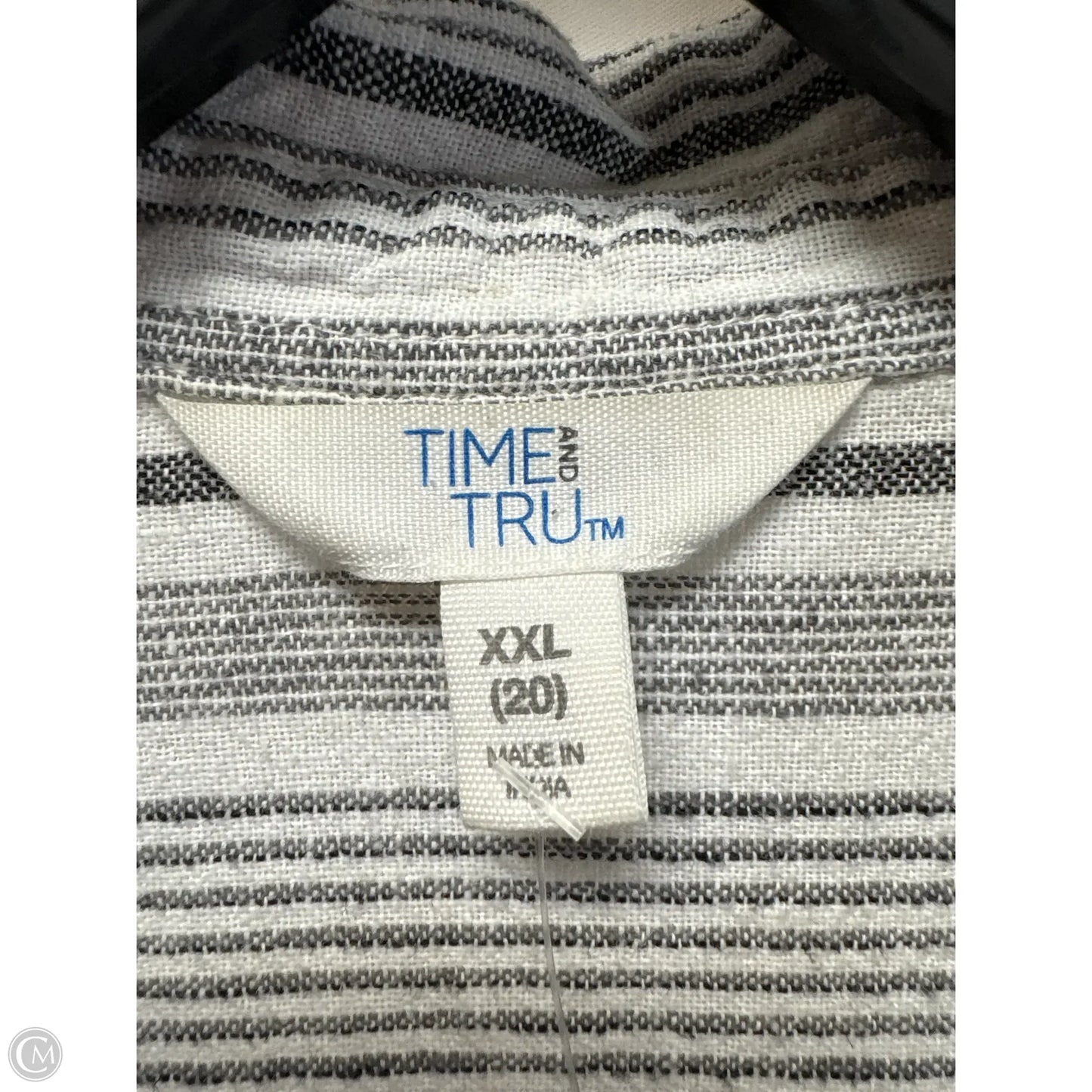 Top Short Sleeve By Time And Tru In Grey, Size: Xxl