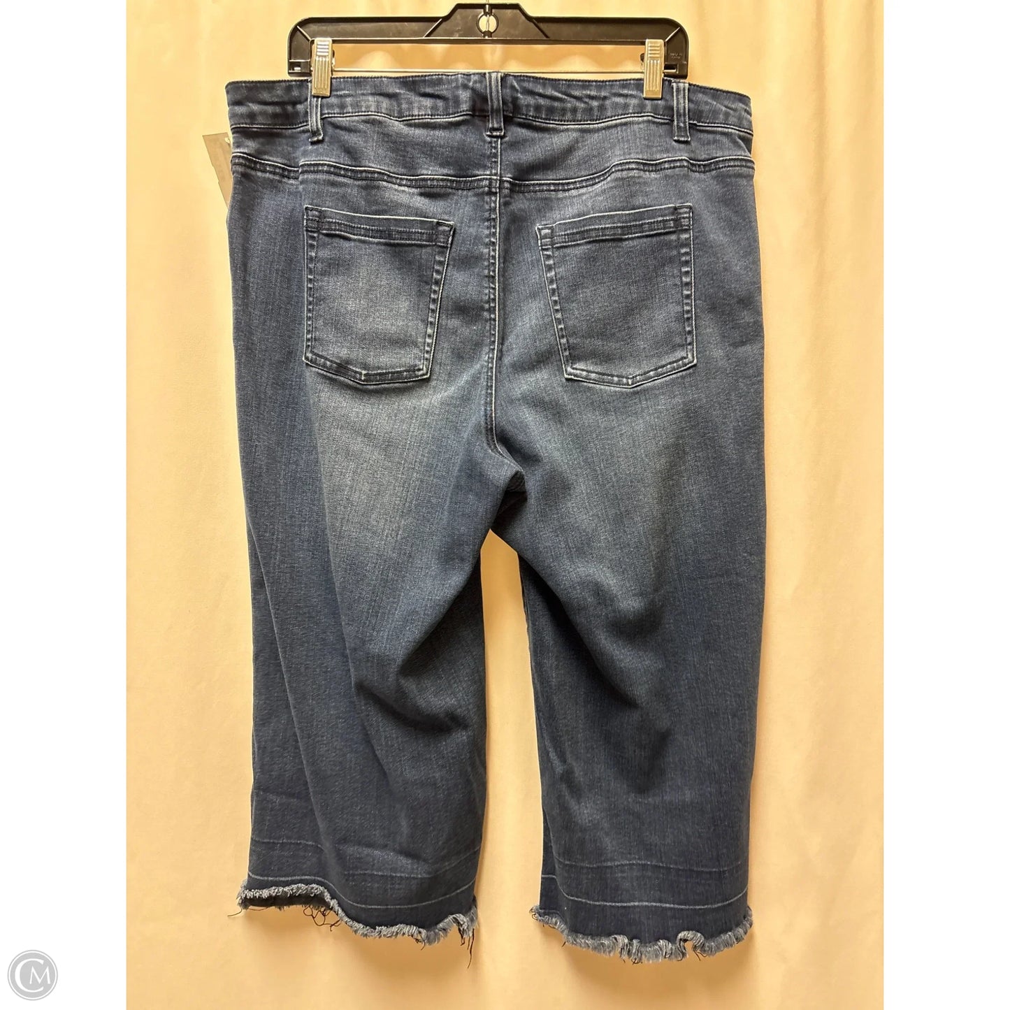 Capris By Denim 24/7 In Blue Denim, Size: 2x