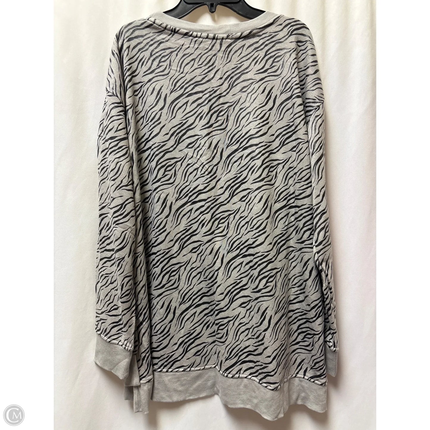 Sweatshirt Crewneck By Jane And Delancey In Grey, Size: L