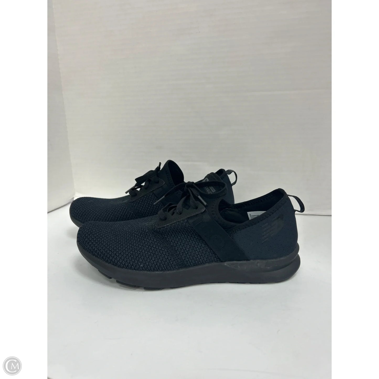 Shoes Athletic By New Balance In Black, Size: 5.5