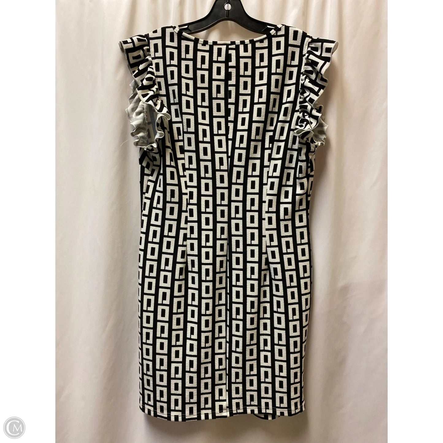 Dress Casual Midi By Clothes Mentor In Black & White, Size: 1x