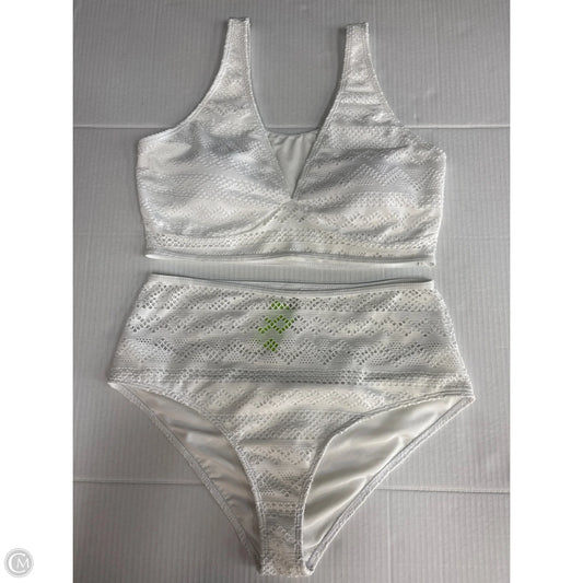Swimsuit 2pc By Clothes Mentor In White, Size: Xl