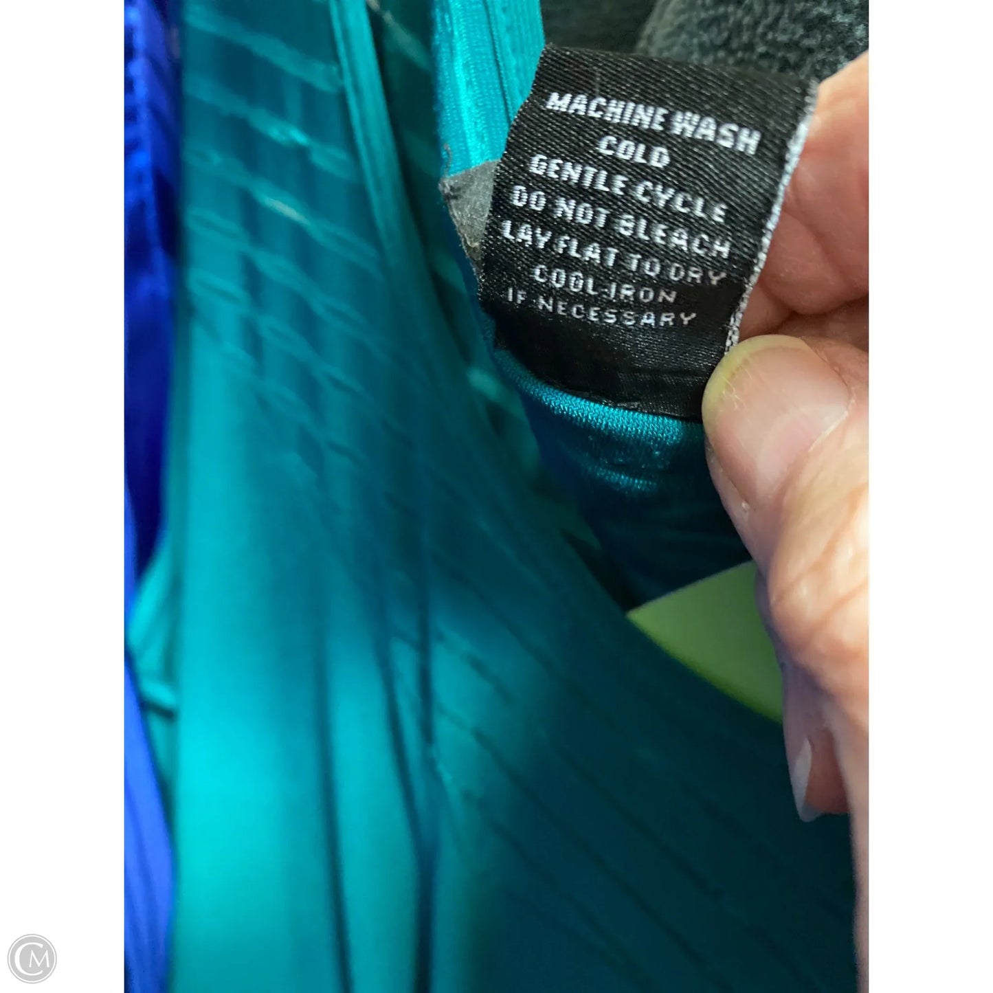 Top Sleeveless By Clothes Mentor In Green, Size: L