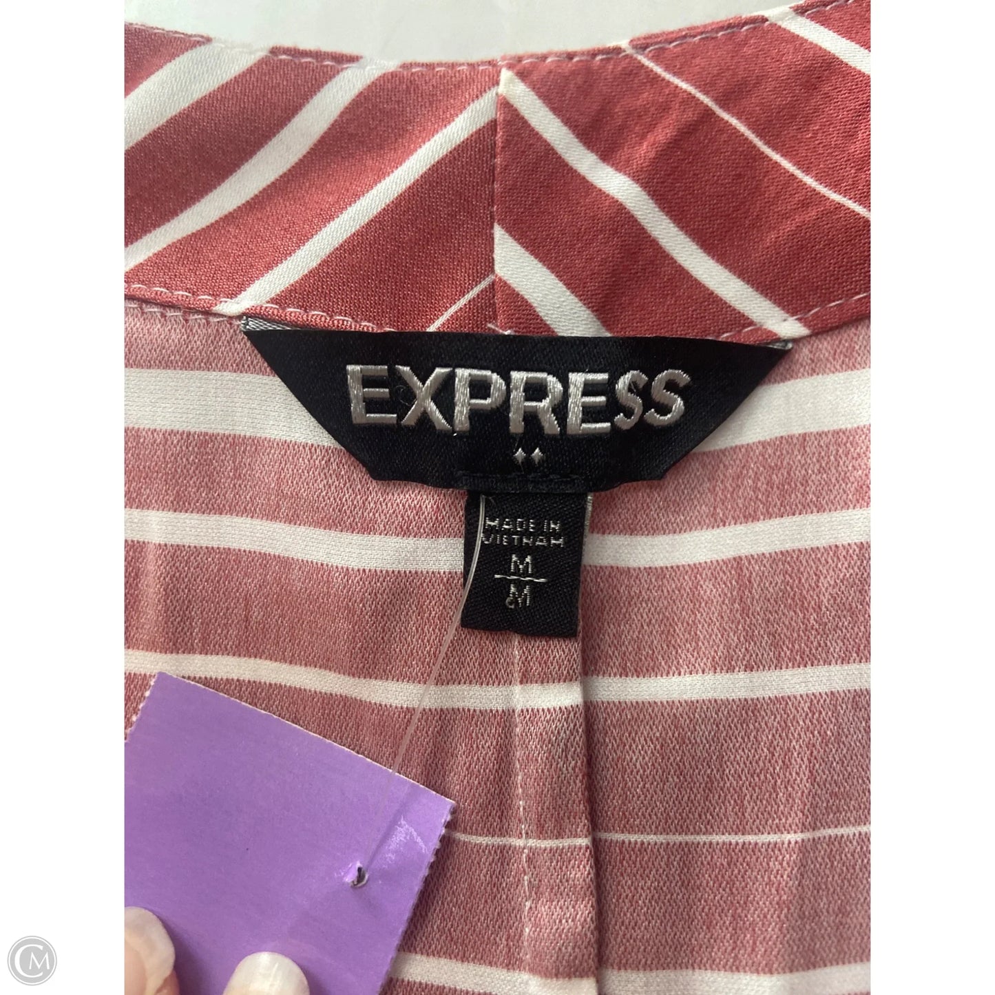 Top Short Sleeve By Express In Mauve, Size: M