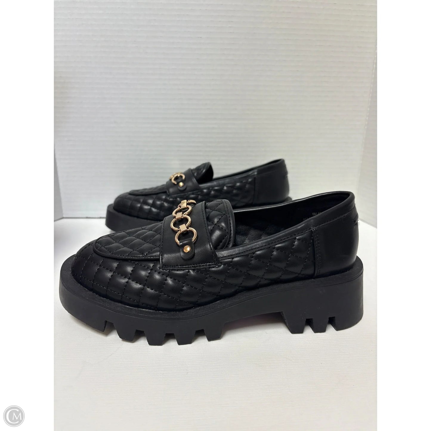 Shoes Flats By Cato In Black, Size: 6