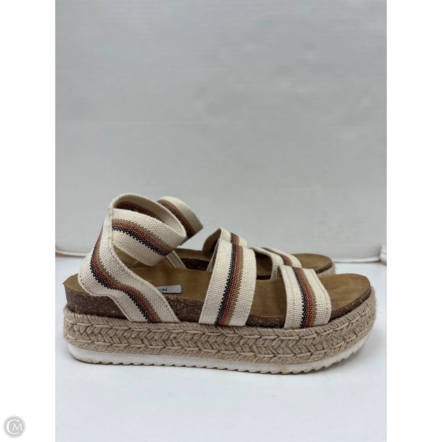 Sandals Flats By Steve Madden In Tan, Size: 8