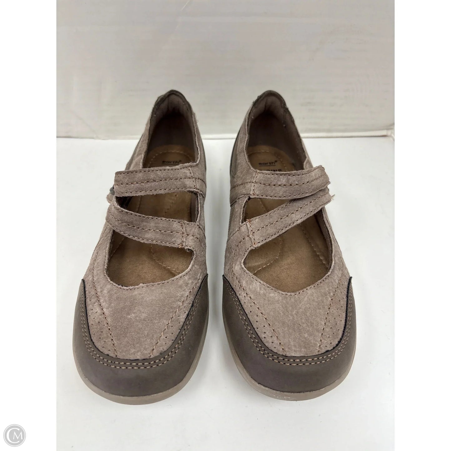 Shoes Flats By Earth In Taupe, Size: 7.5
