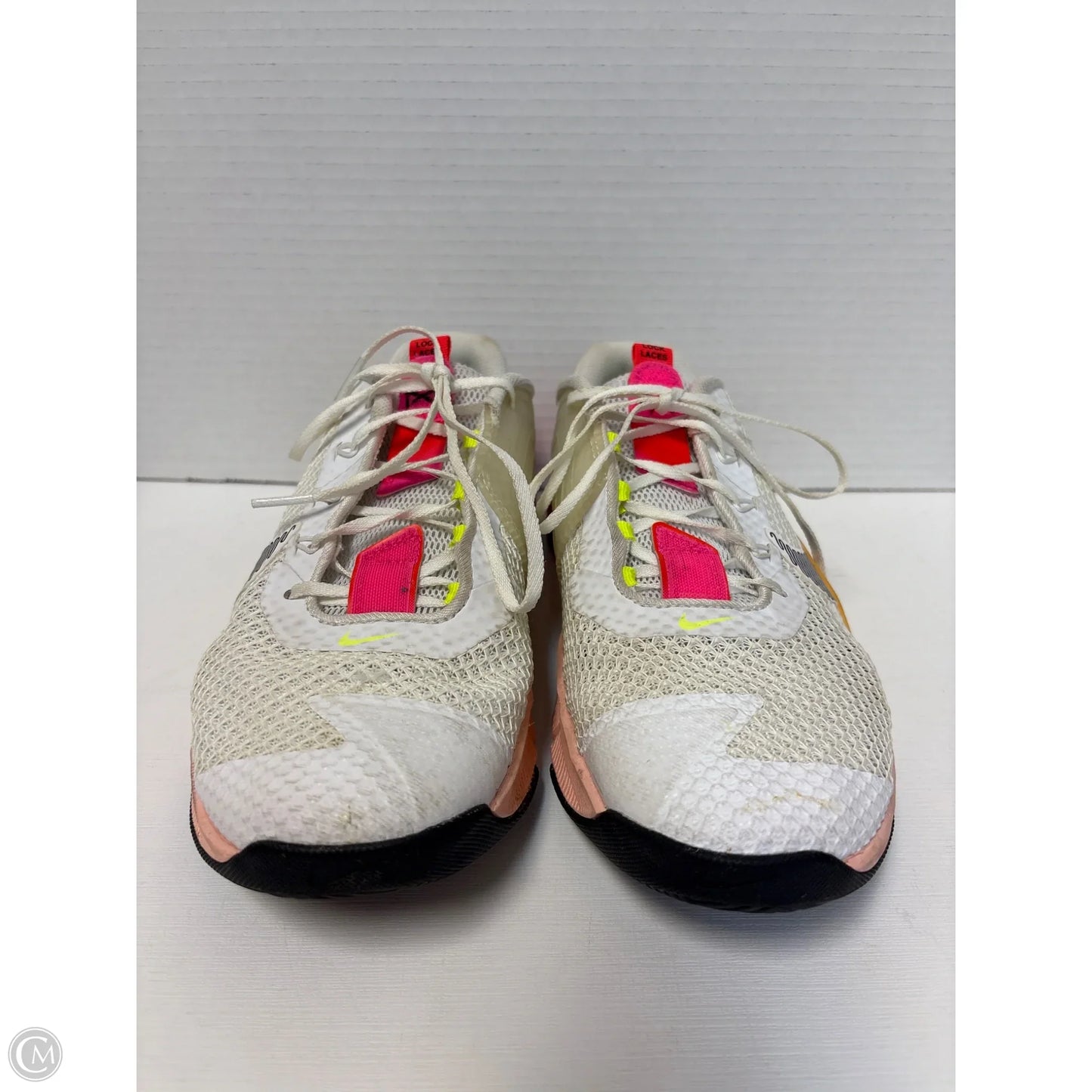 Shoes Athletic By Nike In White, Size: 9.5