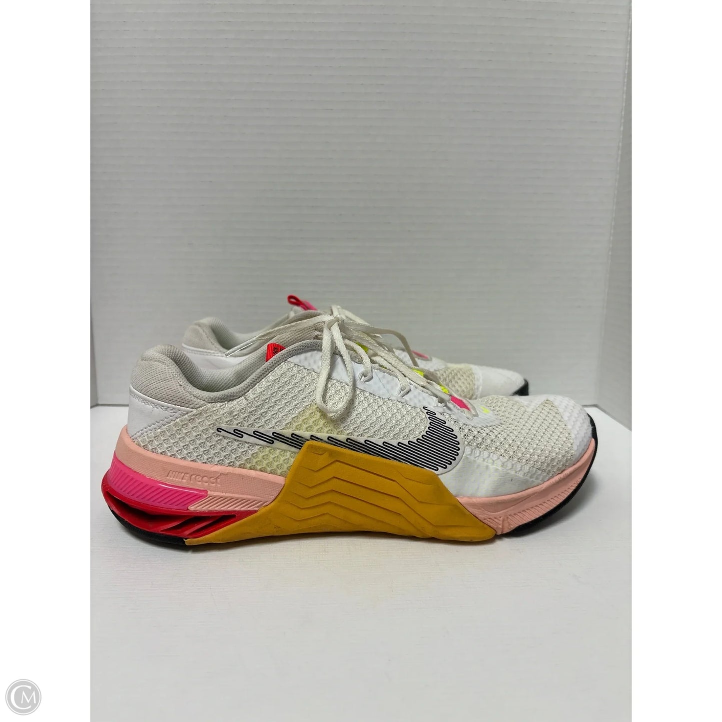 Shoes Athletic By Nike In White, Size: 9.5