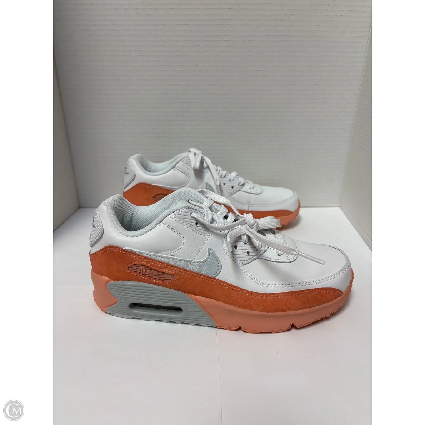 Shoes Athletic By Nike In Peach, Size: 9.5