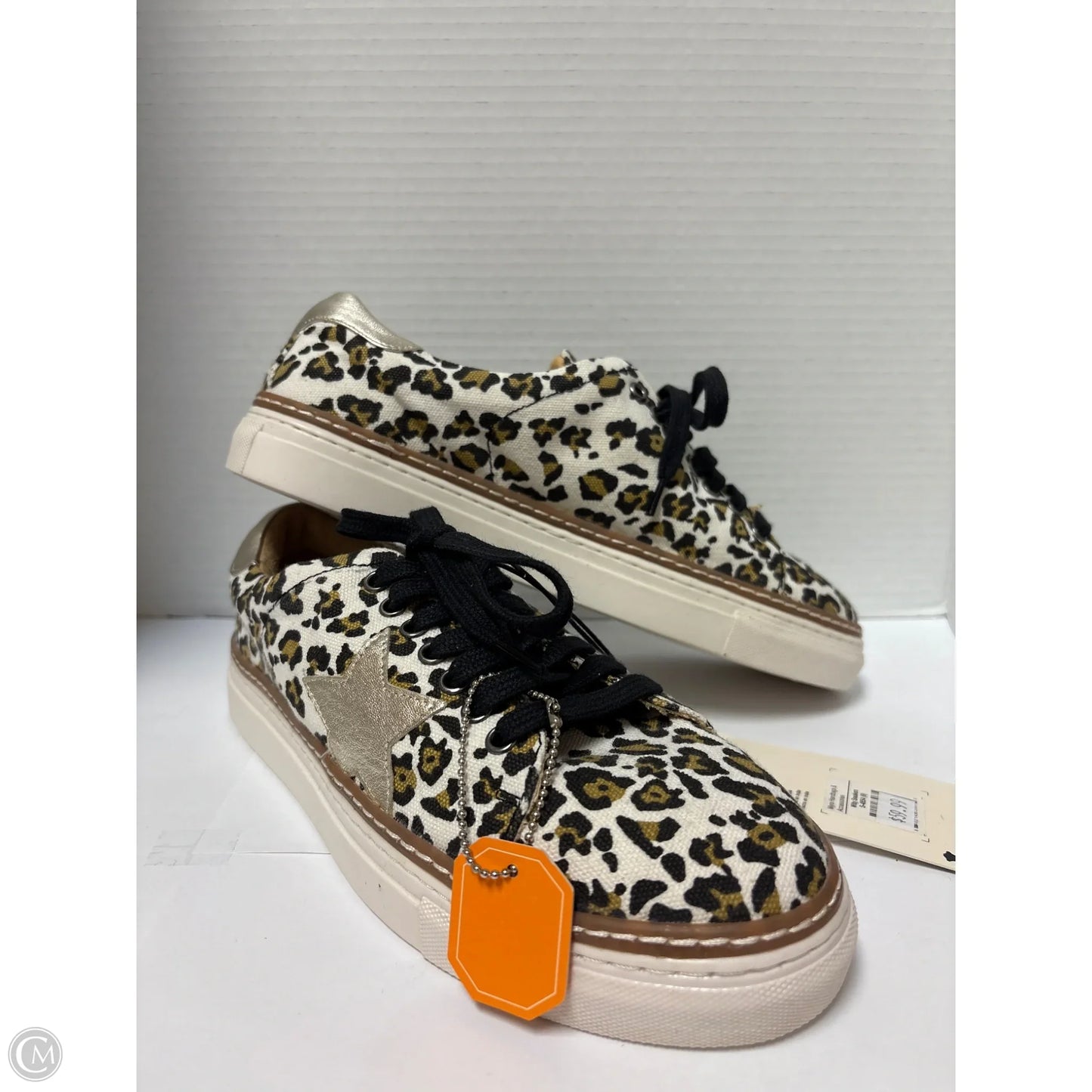 Shoes Sneakers By Clothes Mentor In Animal Print, Size: 9