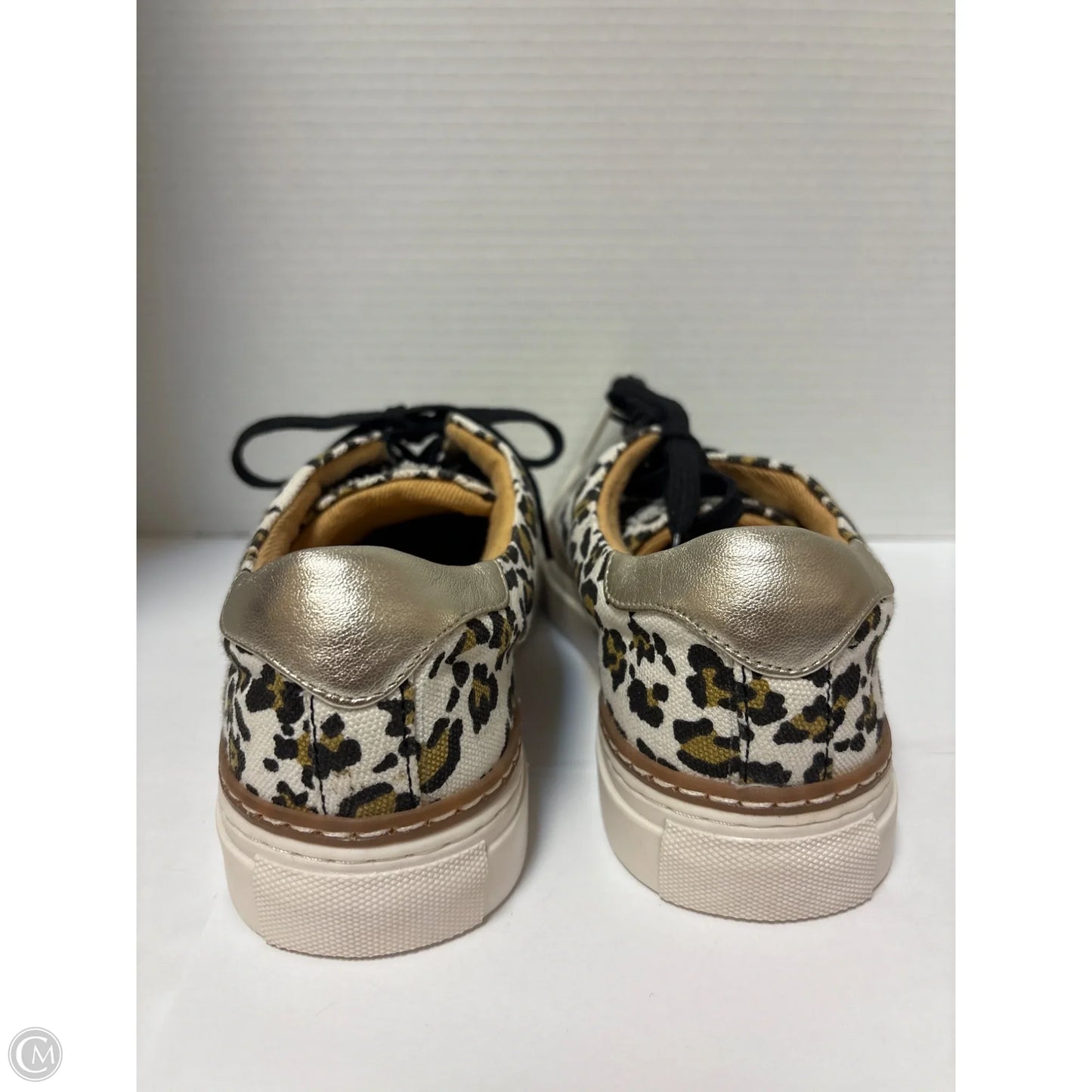 Shoes Sneakers By Clothes Mentor In Animal Print, Size: 9