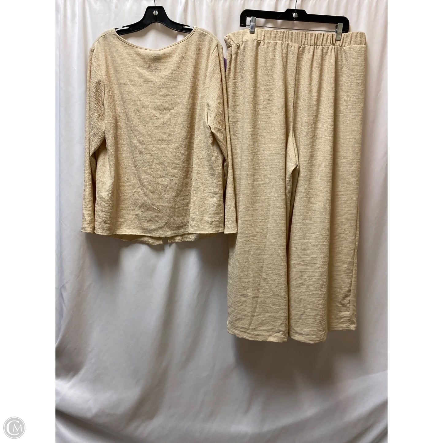 Pants Set 2pc By Clothes Mentor In Cream, Size: 2x