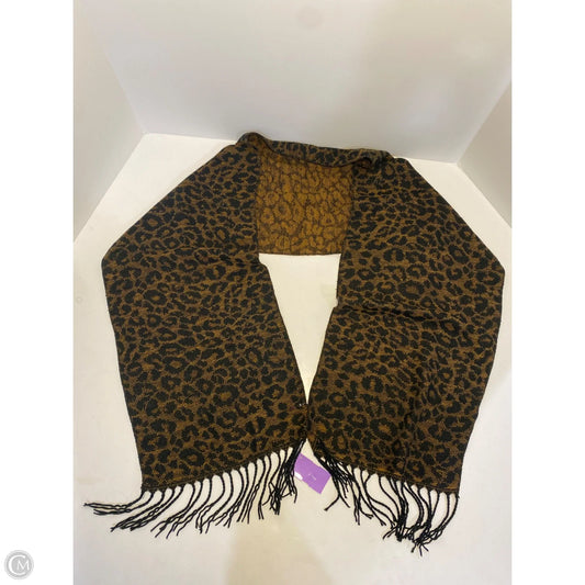 Scarf Winter By Clothes Mentor In Animal Print