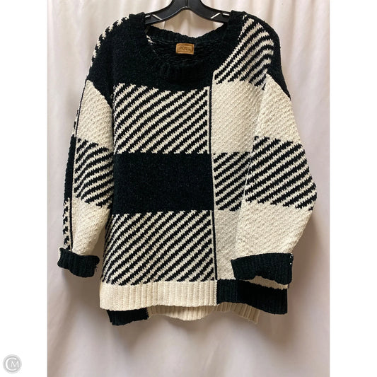 Sweater By Pol In Cream & Black, Size: M