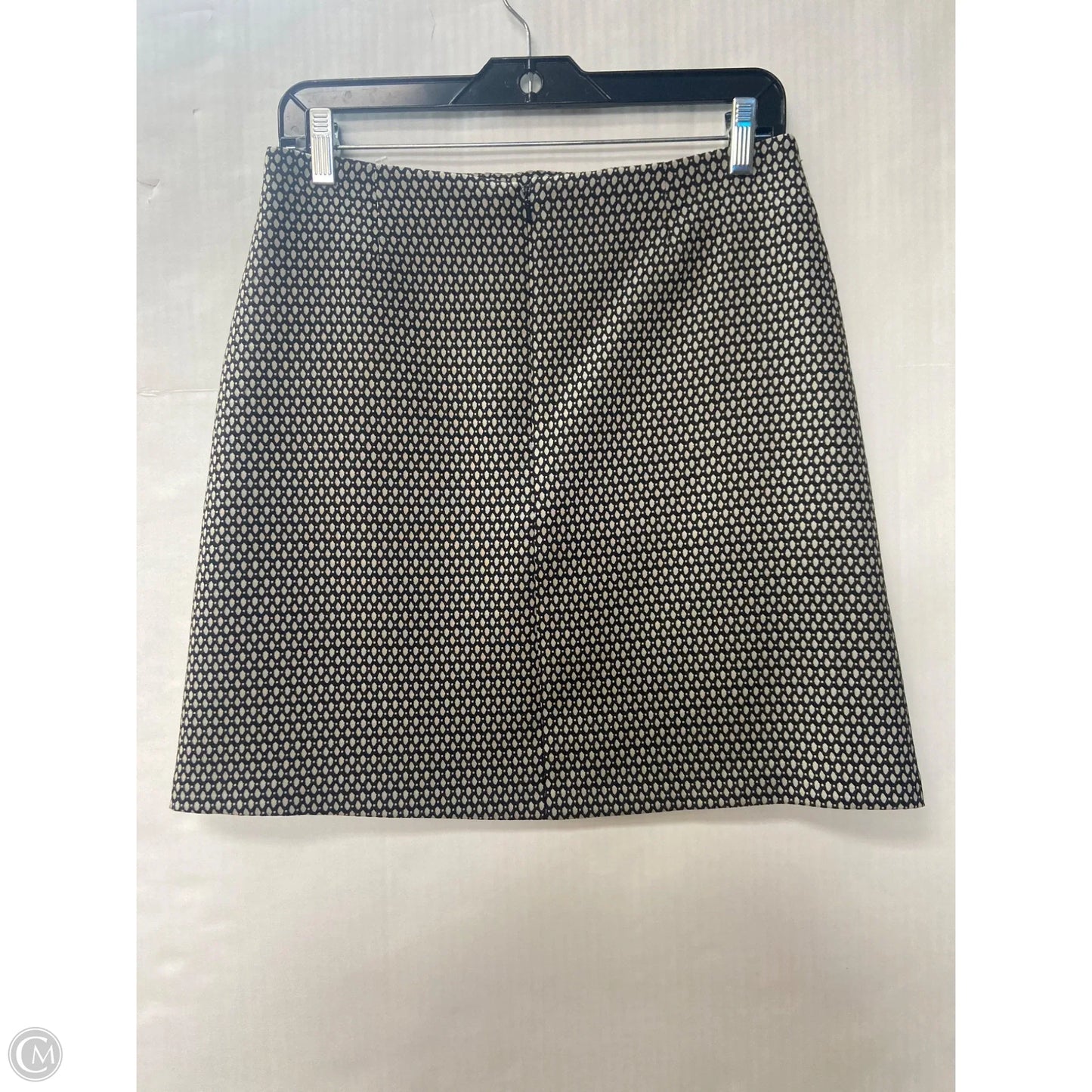 Skirt Mini & Short By Clothes Mentor In Tan, Size: 6