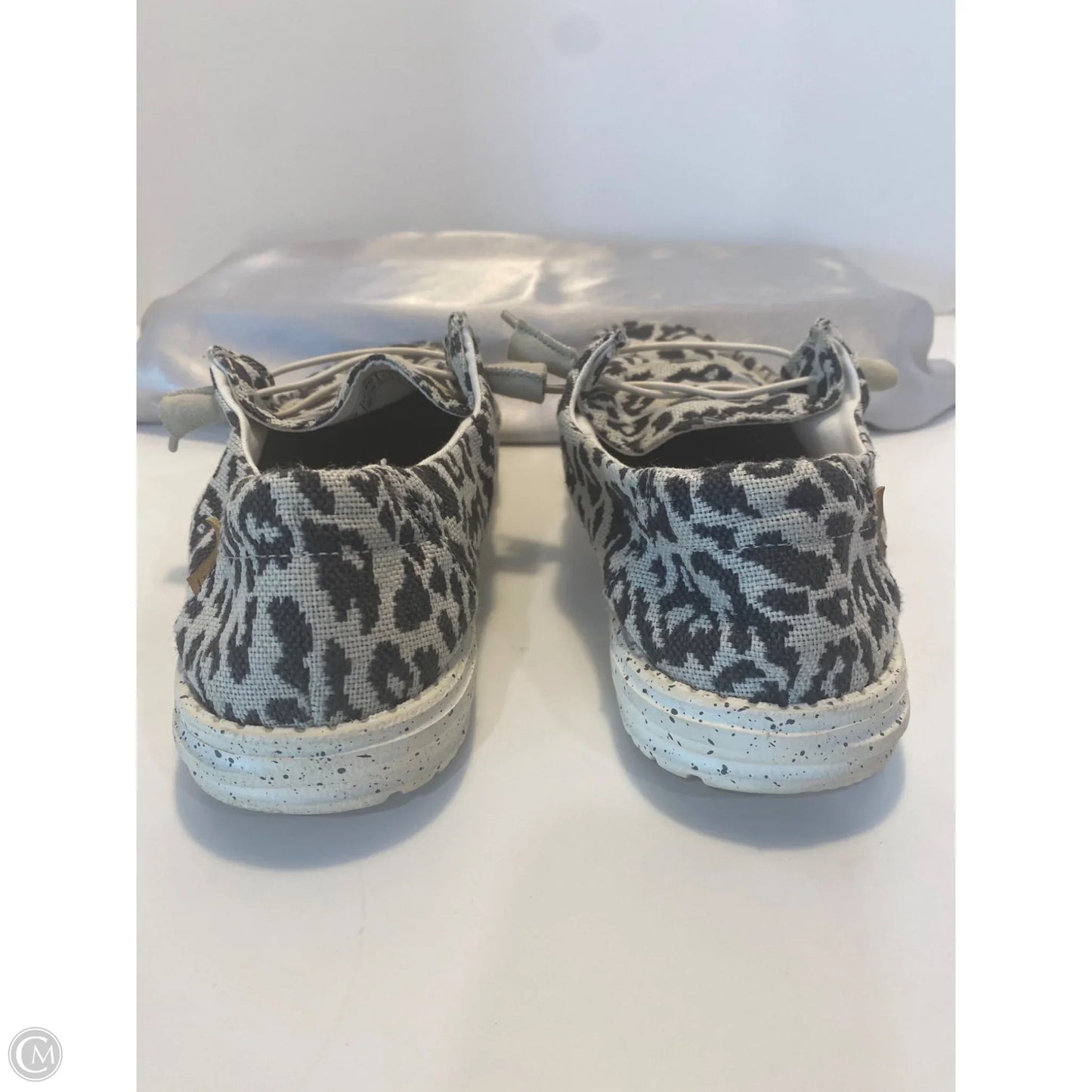 Shoes Flats By Hey Dude In Animal Print, Size: 9