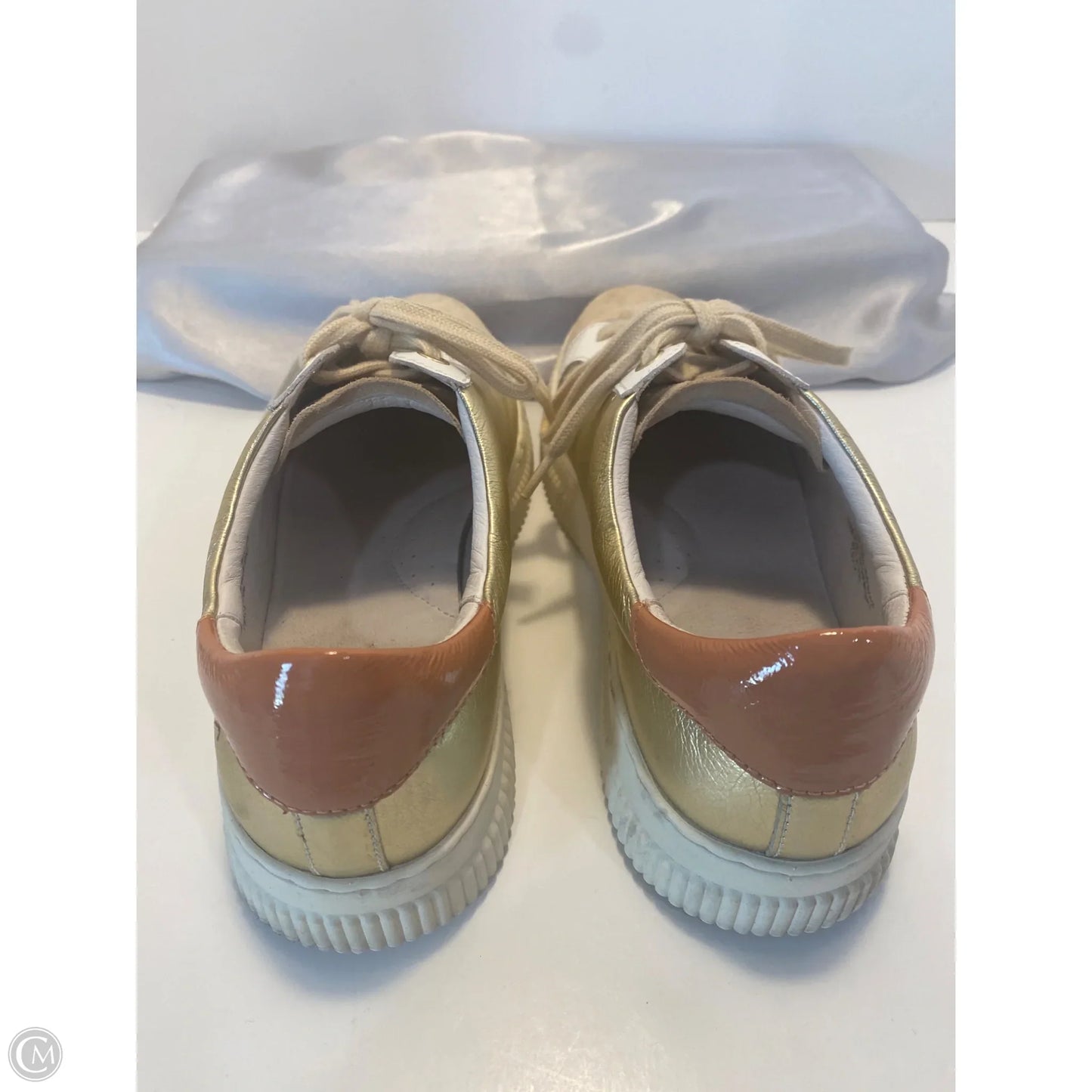 Shoes Sneakers By Sofft In Gold, Size: 10