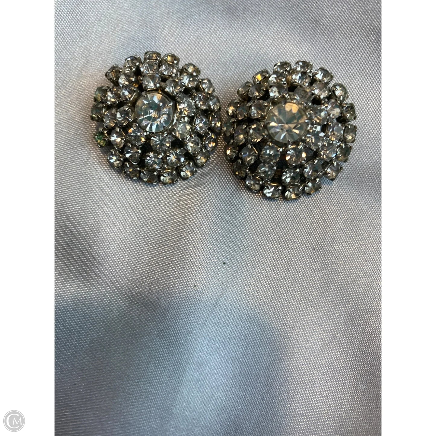Earrings Clip By Cmf