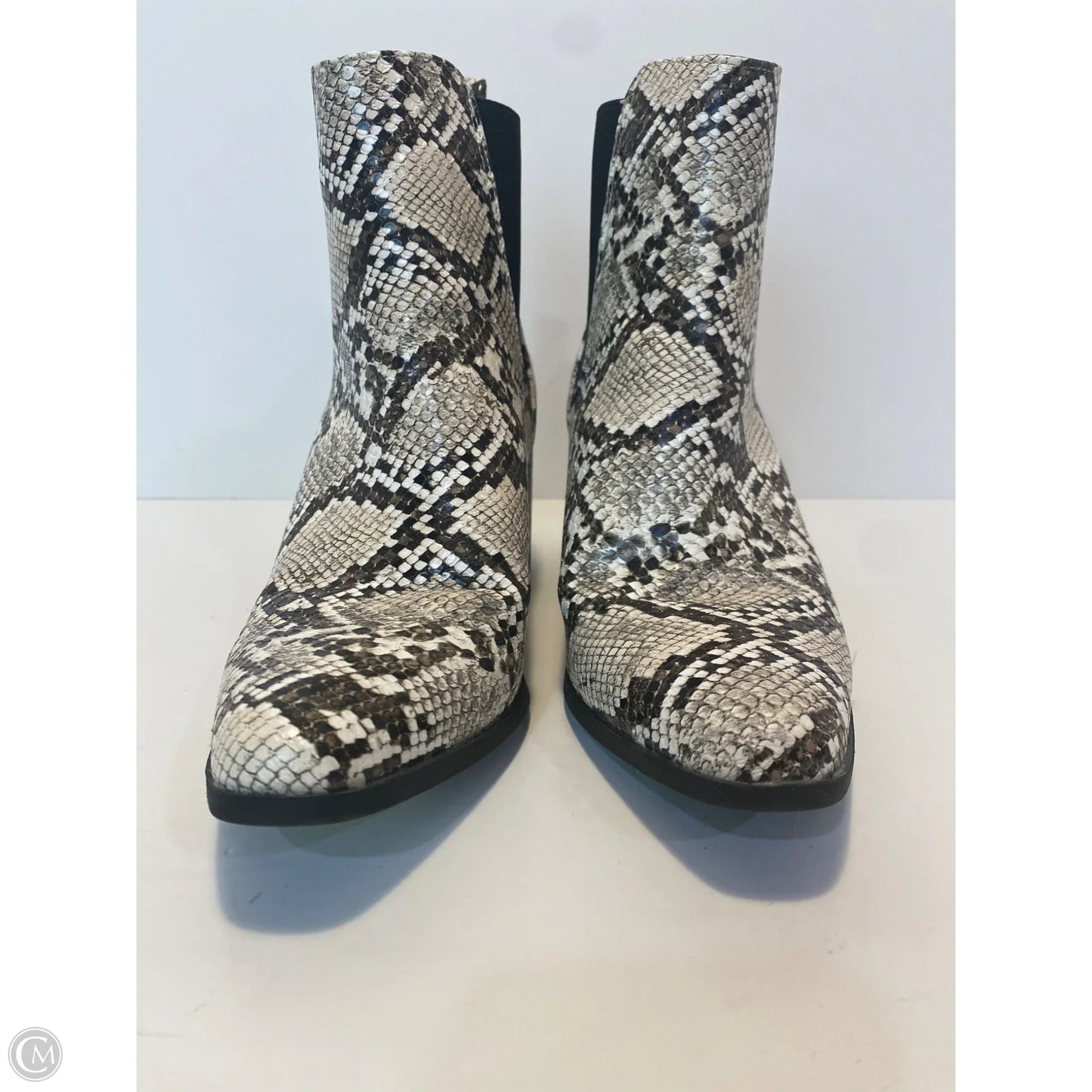 Boots Ankle Heels By Just Fab In Animal Print, Size: 7.5