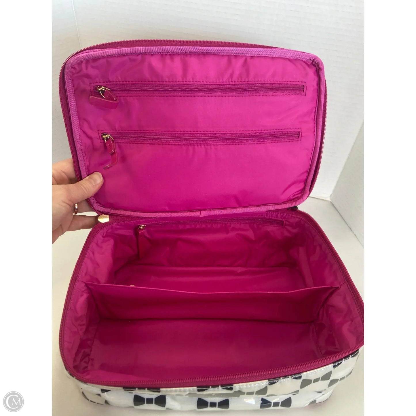 Makeup Bag Designer By Kate Spade, Size: Large