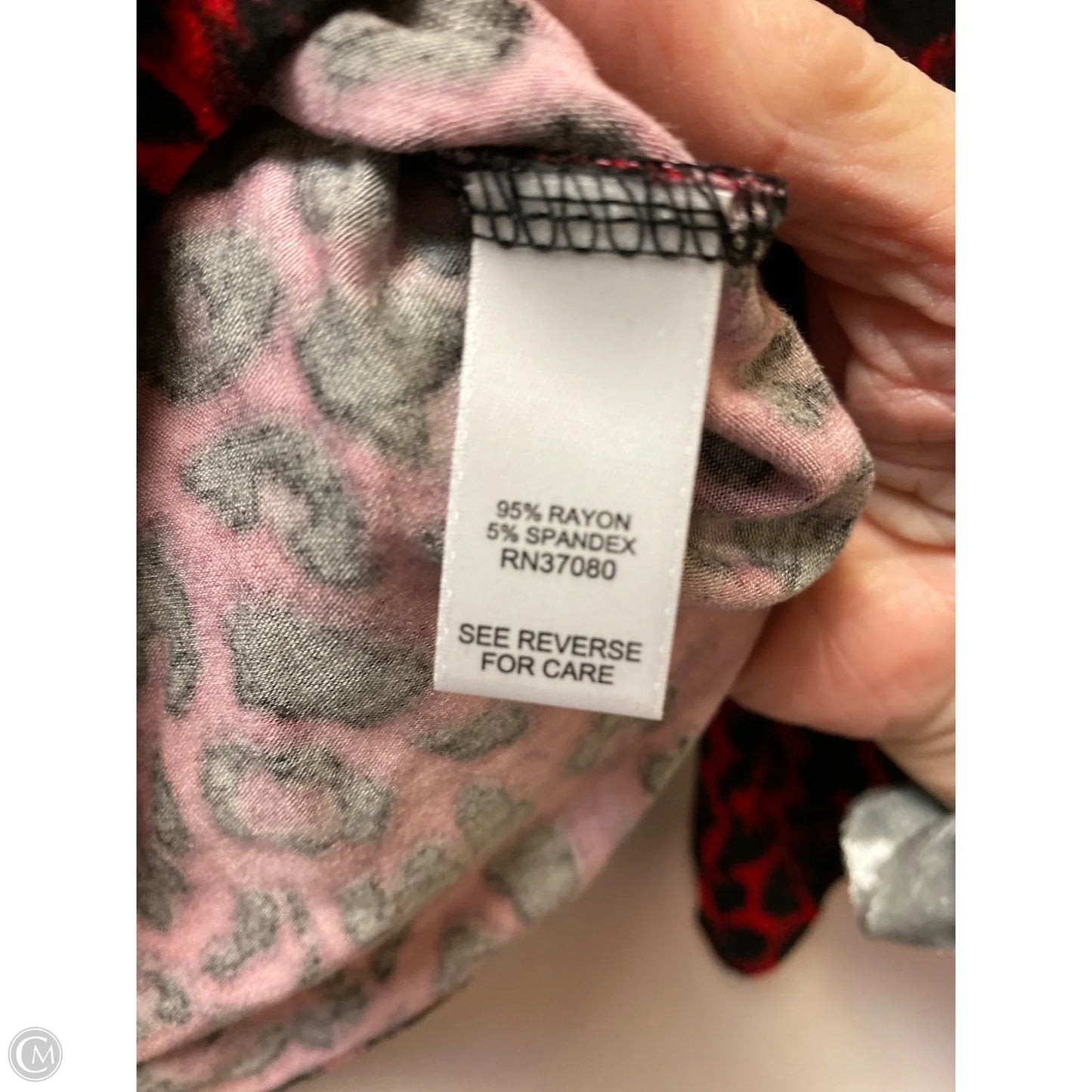 Top Long Sleeve By Cato In Red, Size: M