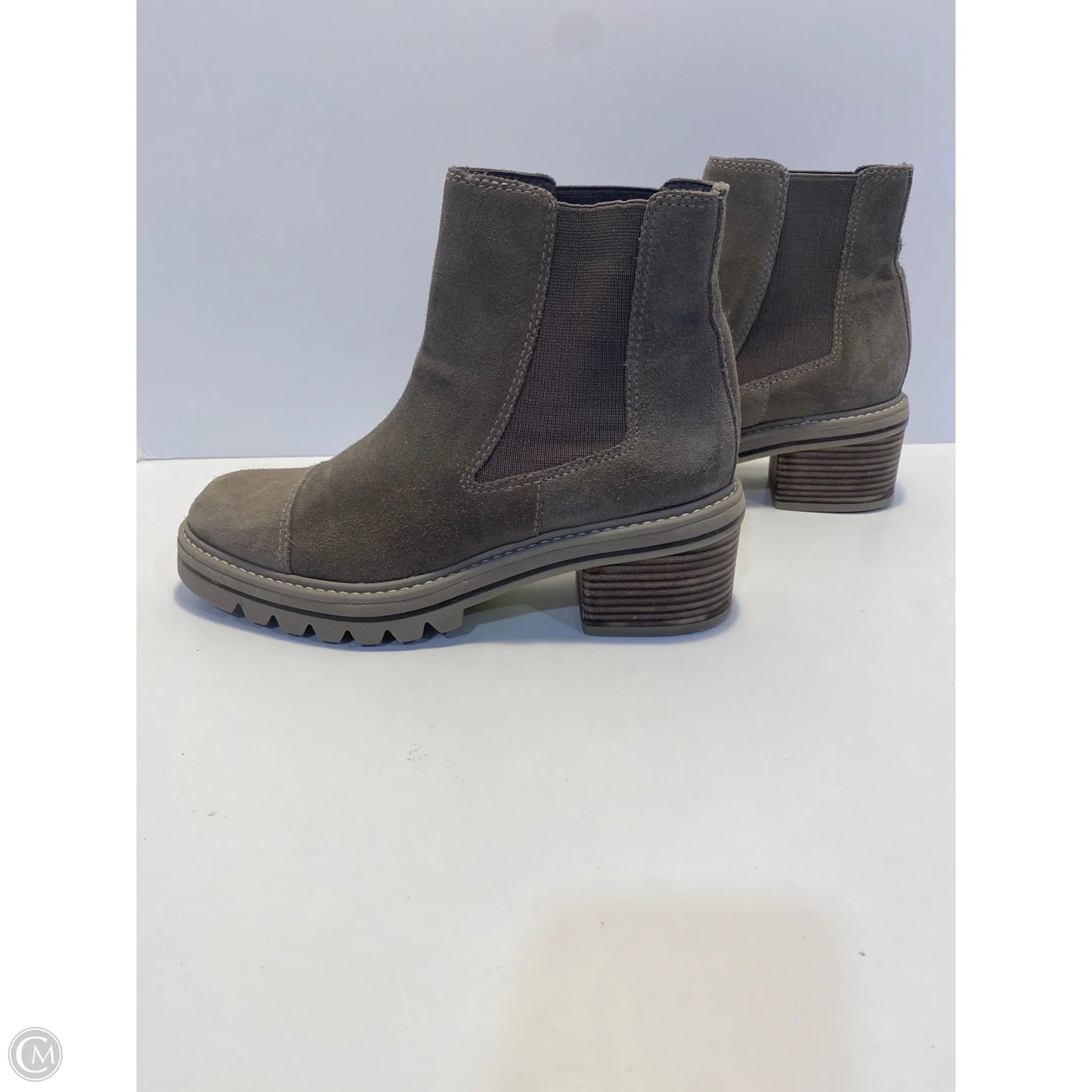 Boots Ankle Flats By Bernardo In Grey, Size: 7