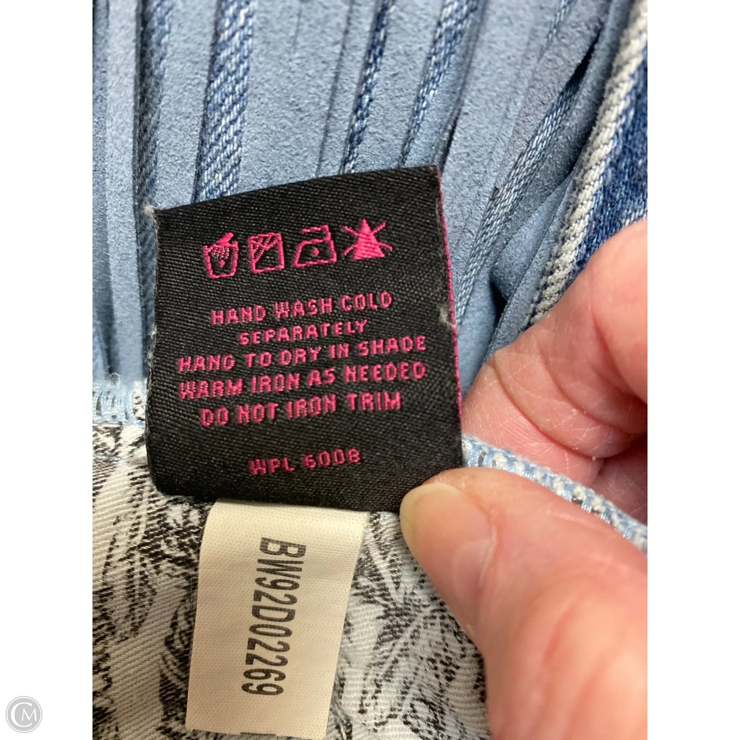 Jacket Denim By Clothes Mentor In Blue Denim, Size: M