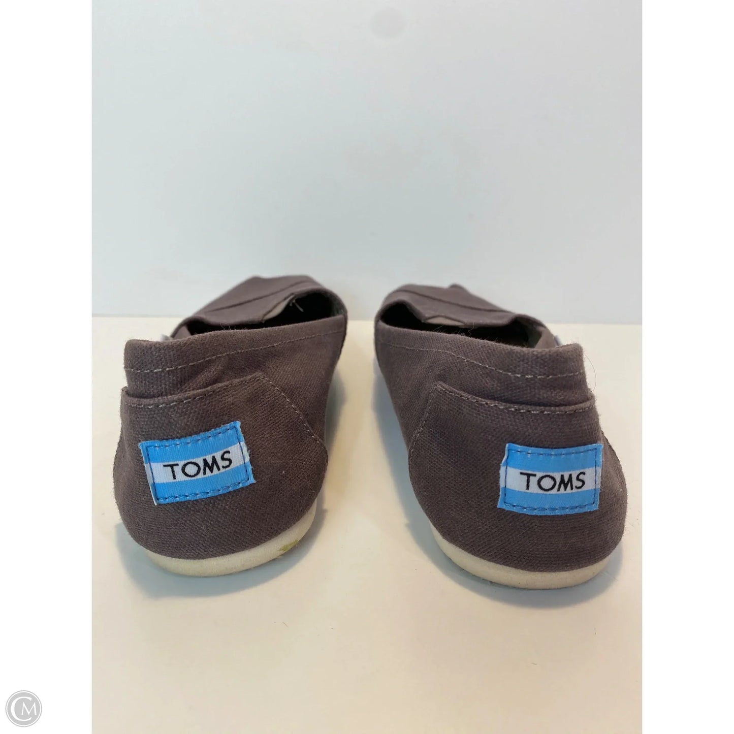 Shoes Flats By Toms In Grey, Size: 11