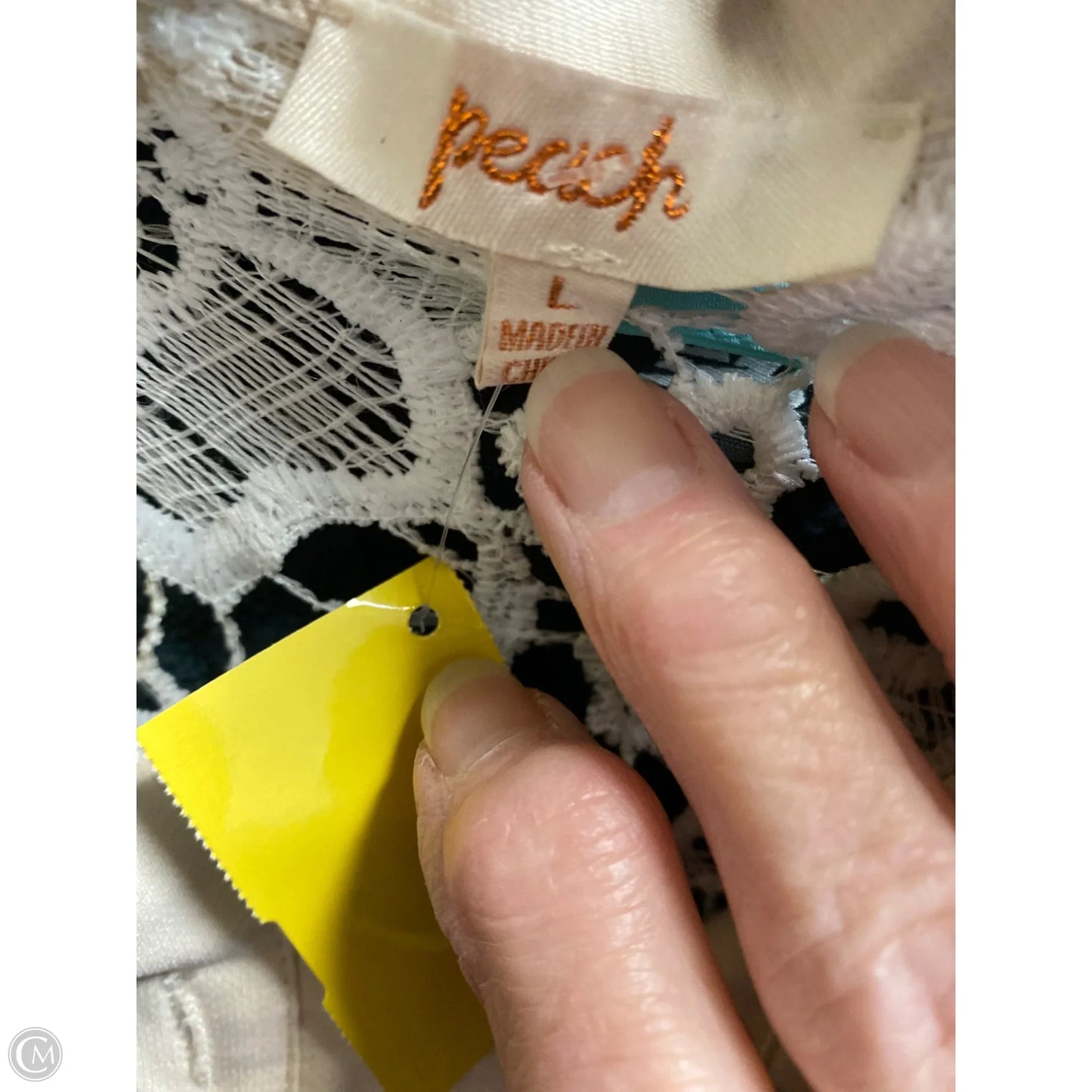 Top Long Sleeve By Peach In Multi-colored, Size: L