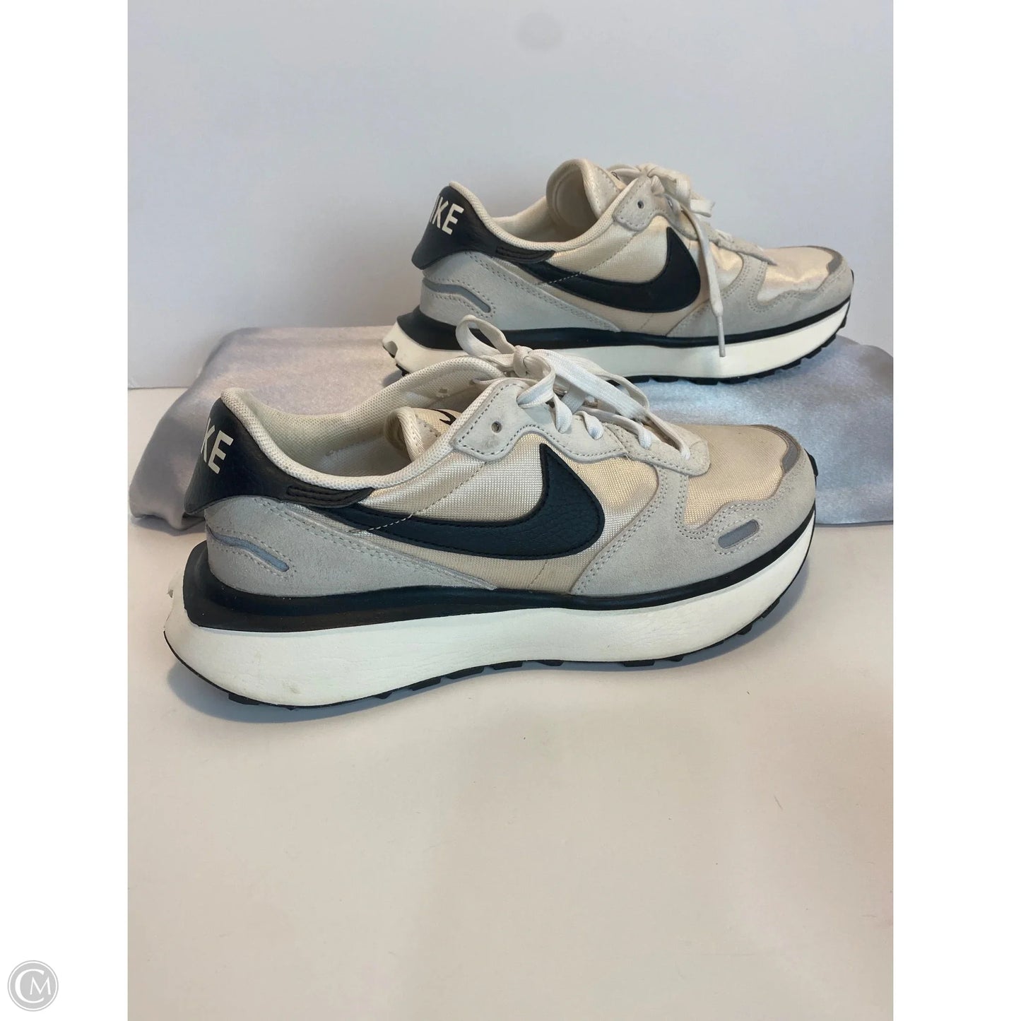 Shoes Athletic By Nike In Tan, Size: 7.5