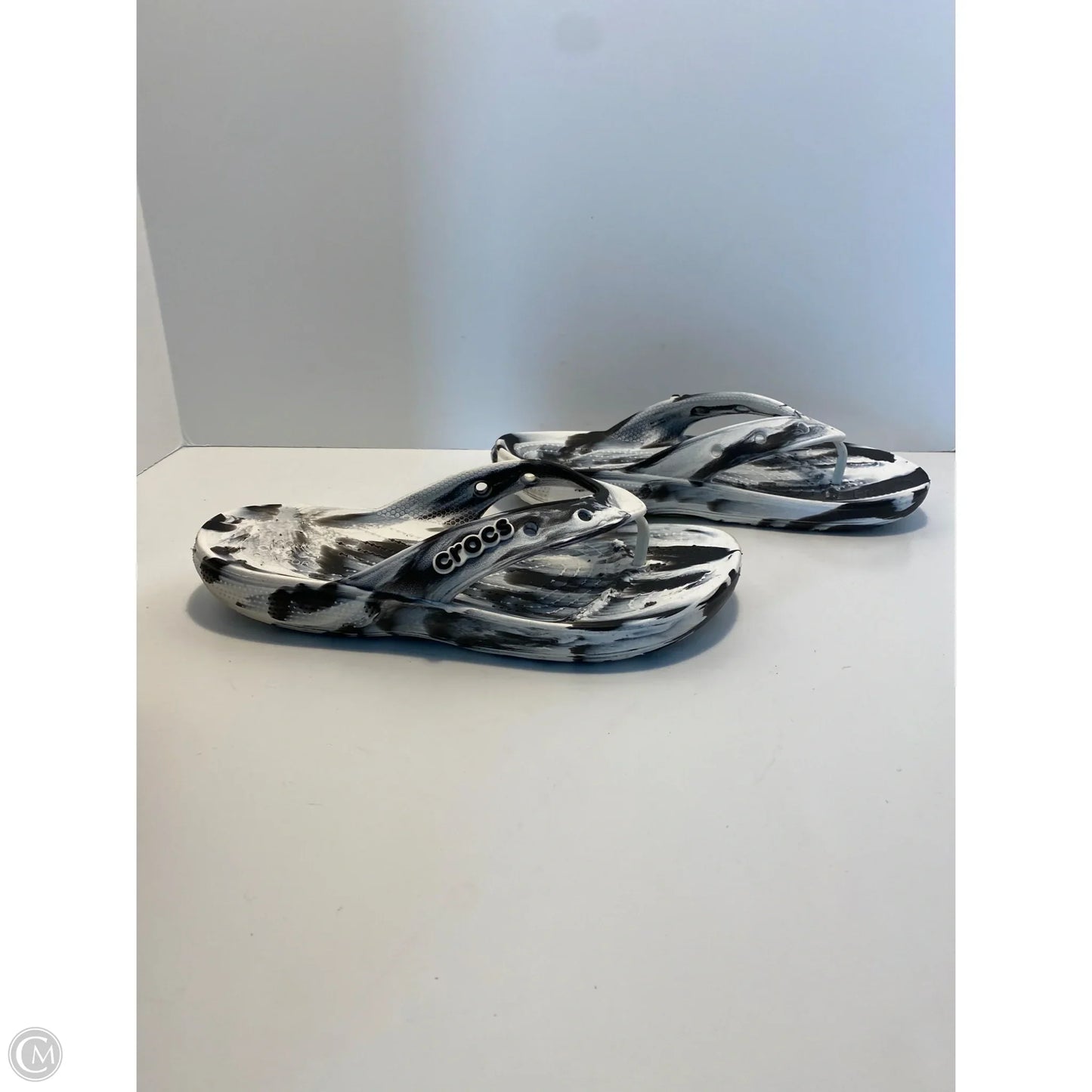 Sandals Flip Flops By Crocs In Black & White, Size: 11
