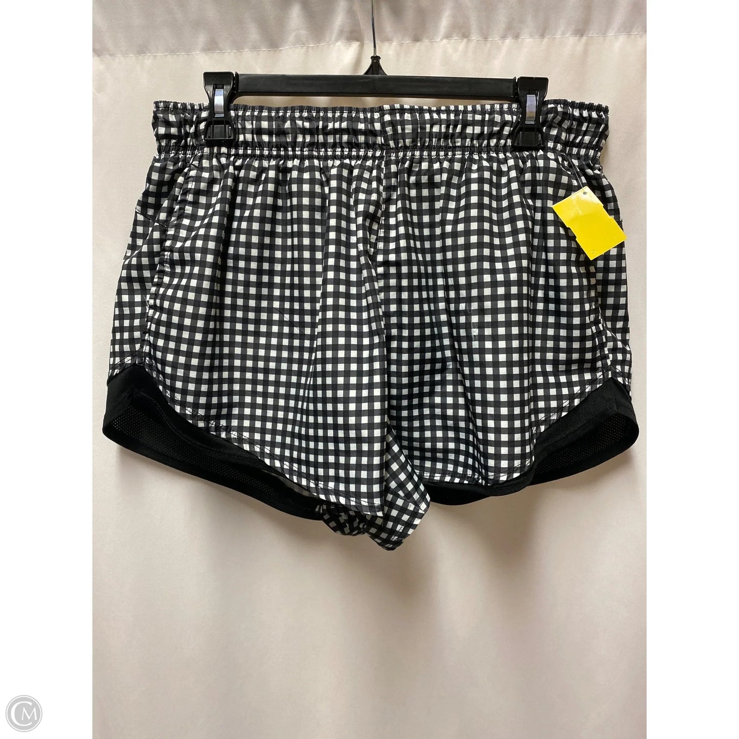 Athletic Shorts By Athletic Works In Black & White, Size: L