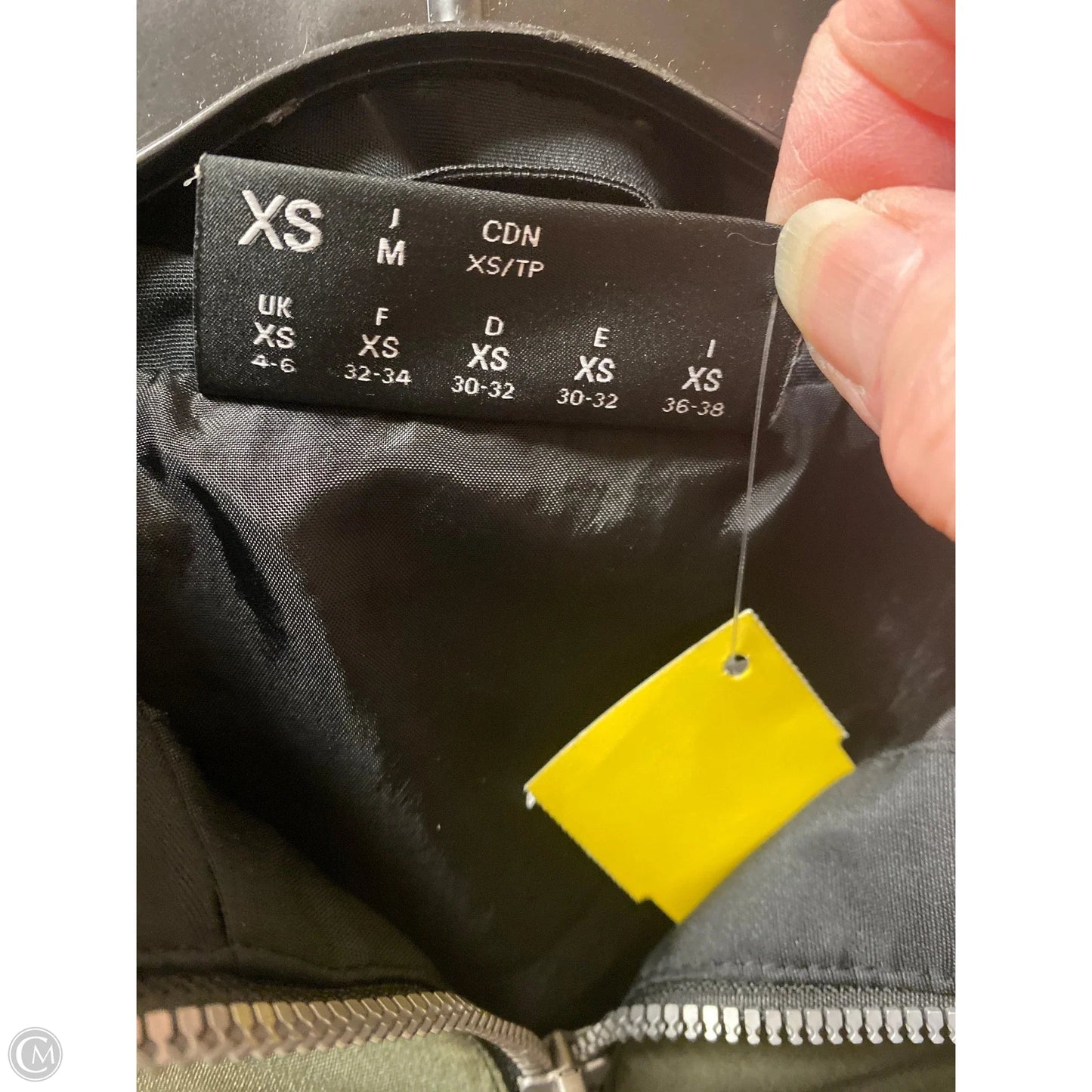 Athletic Jacket By Clothes Mentor In Black, Size: Xs