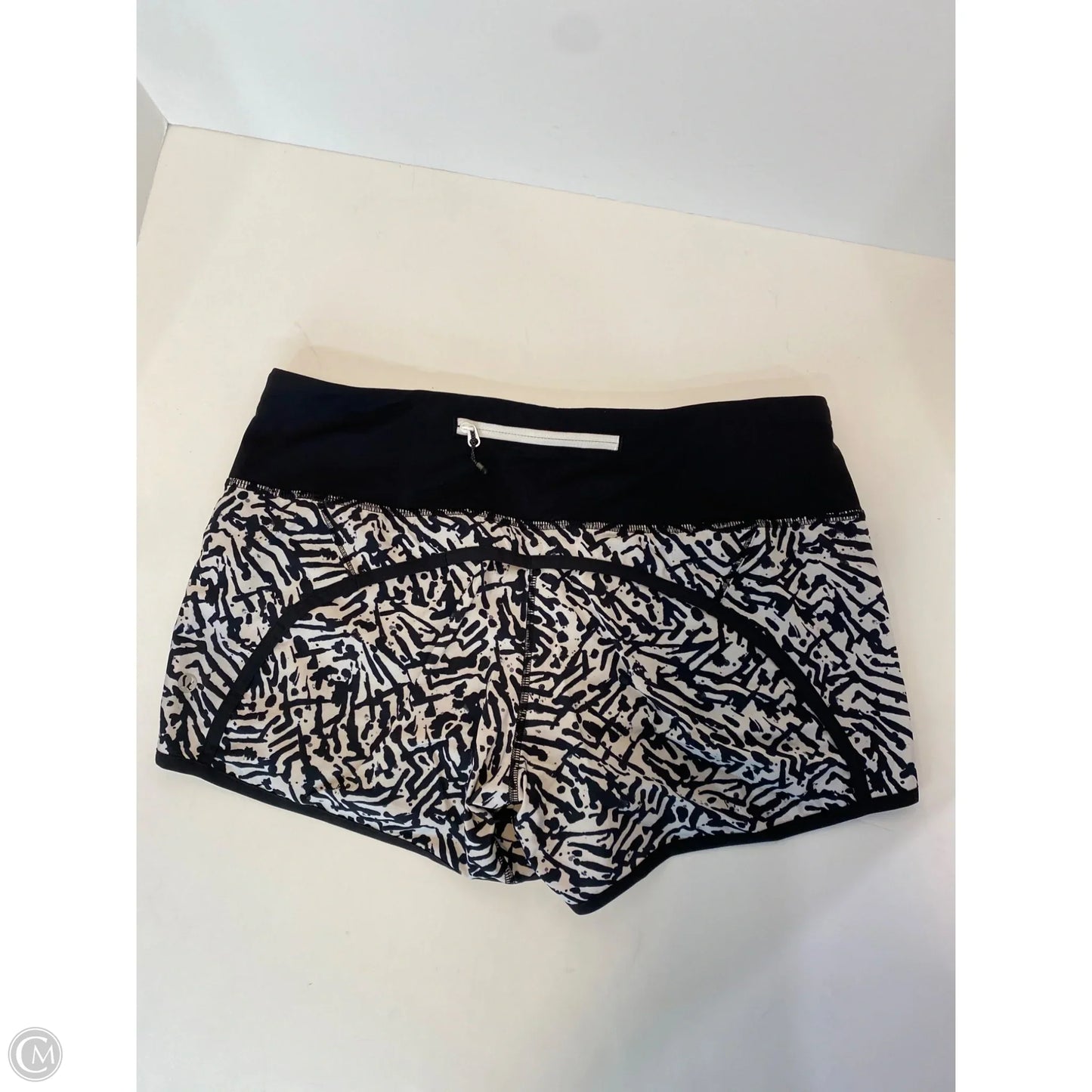Athletic Shorts By Lululemon In Black & White, Size: 6