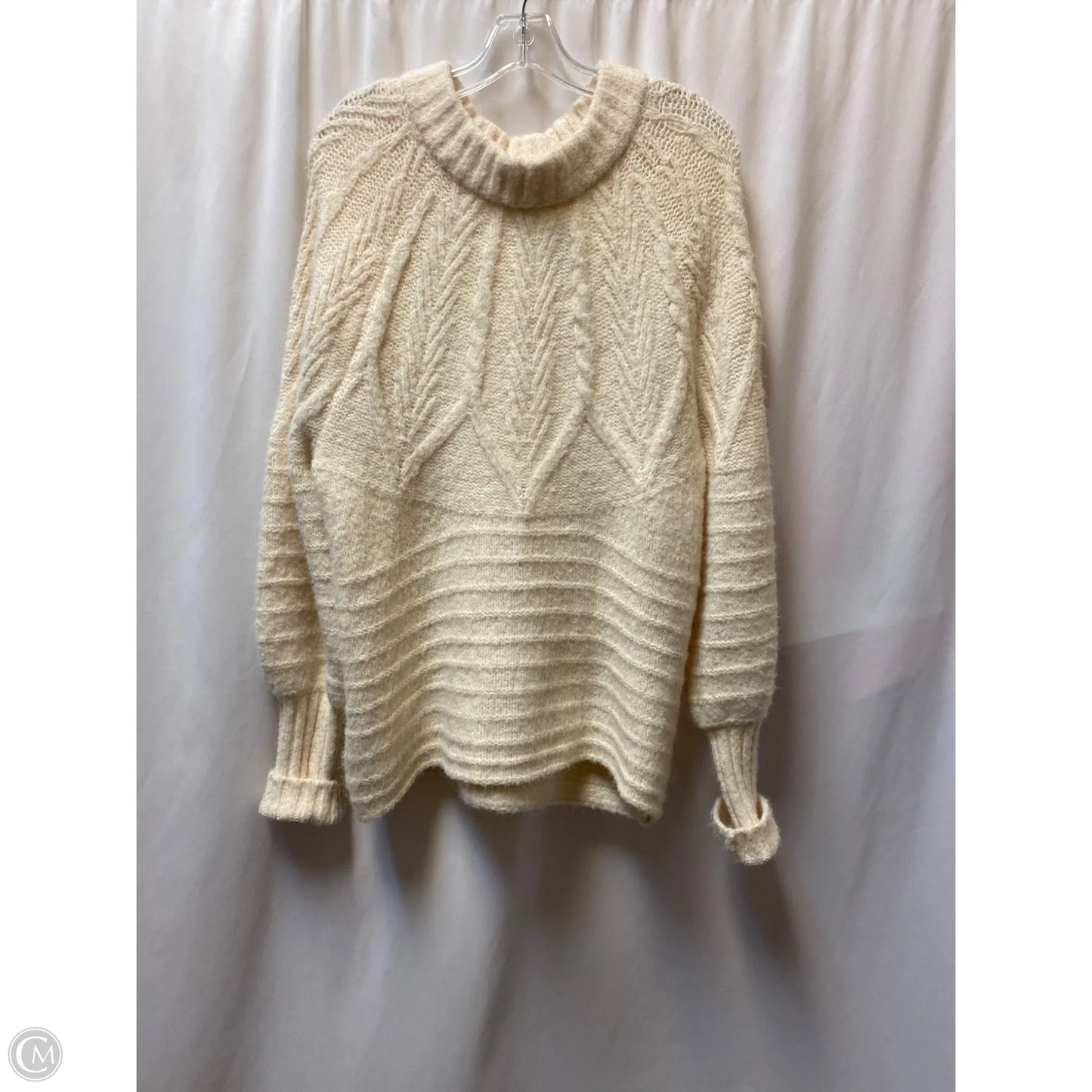 Sweater By Universal Thread In Cream, Size: M
