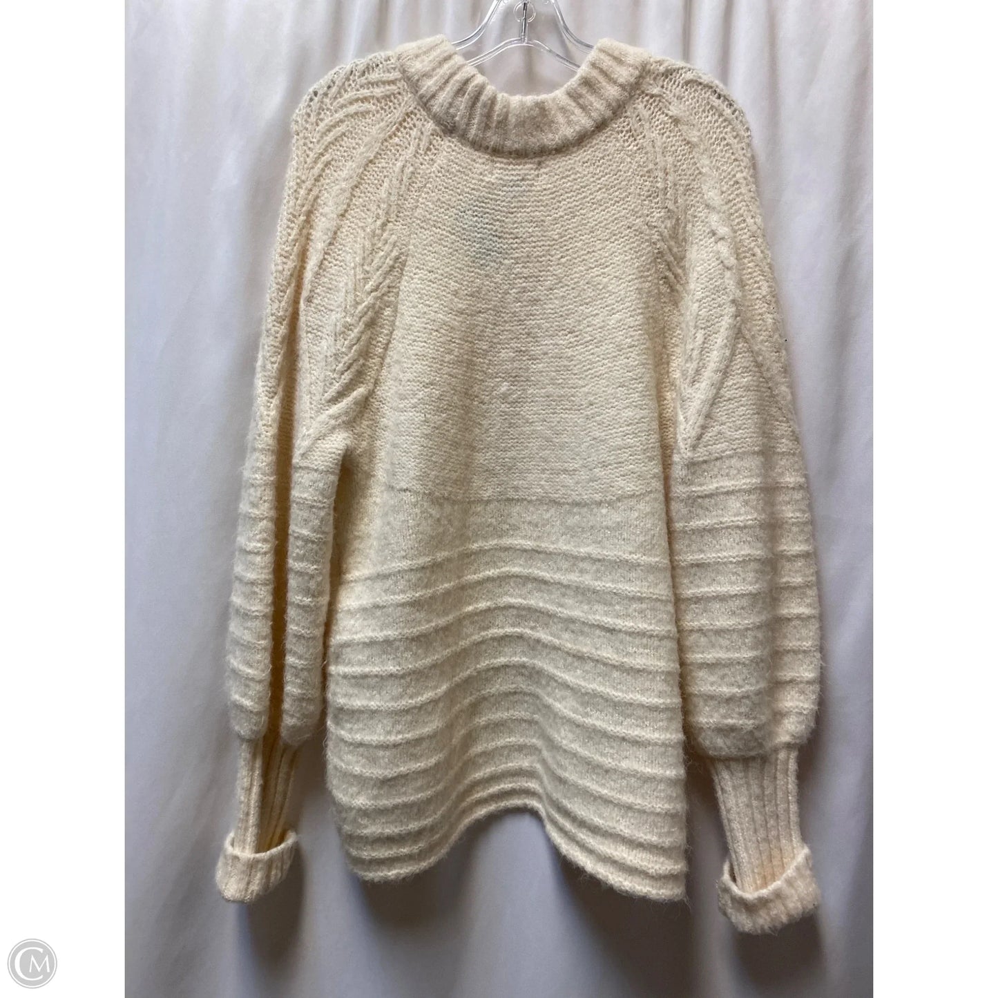 Sweater By Universal Thread In Cream, Size: M
