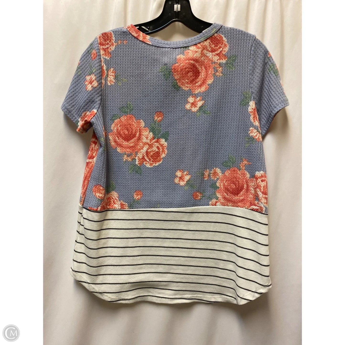 Top Short Sleeve By Clothes Mentor In Blue, Size: S